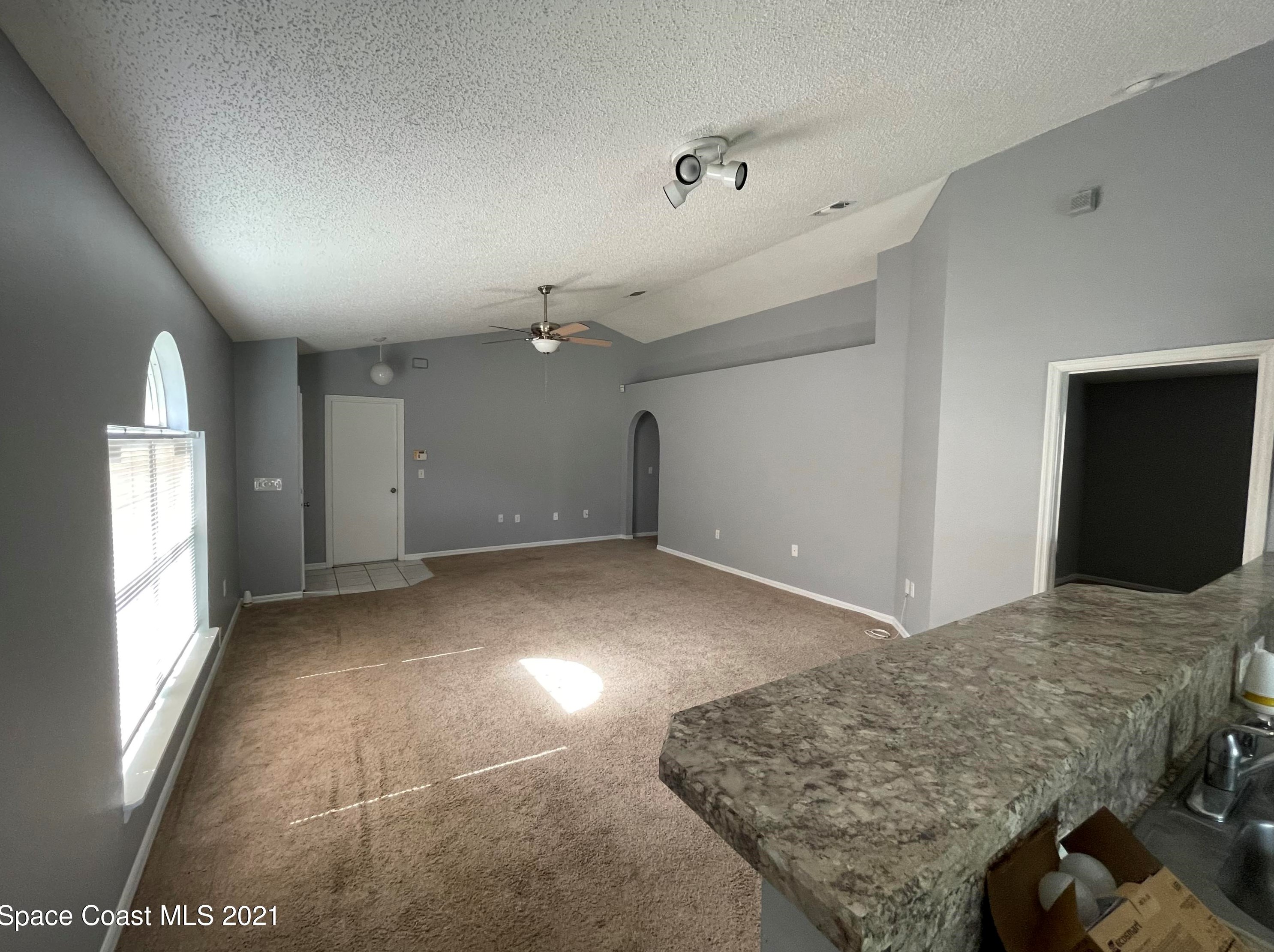 2785 Maderia Cir, Melbourne, FL 32935