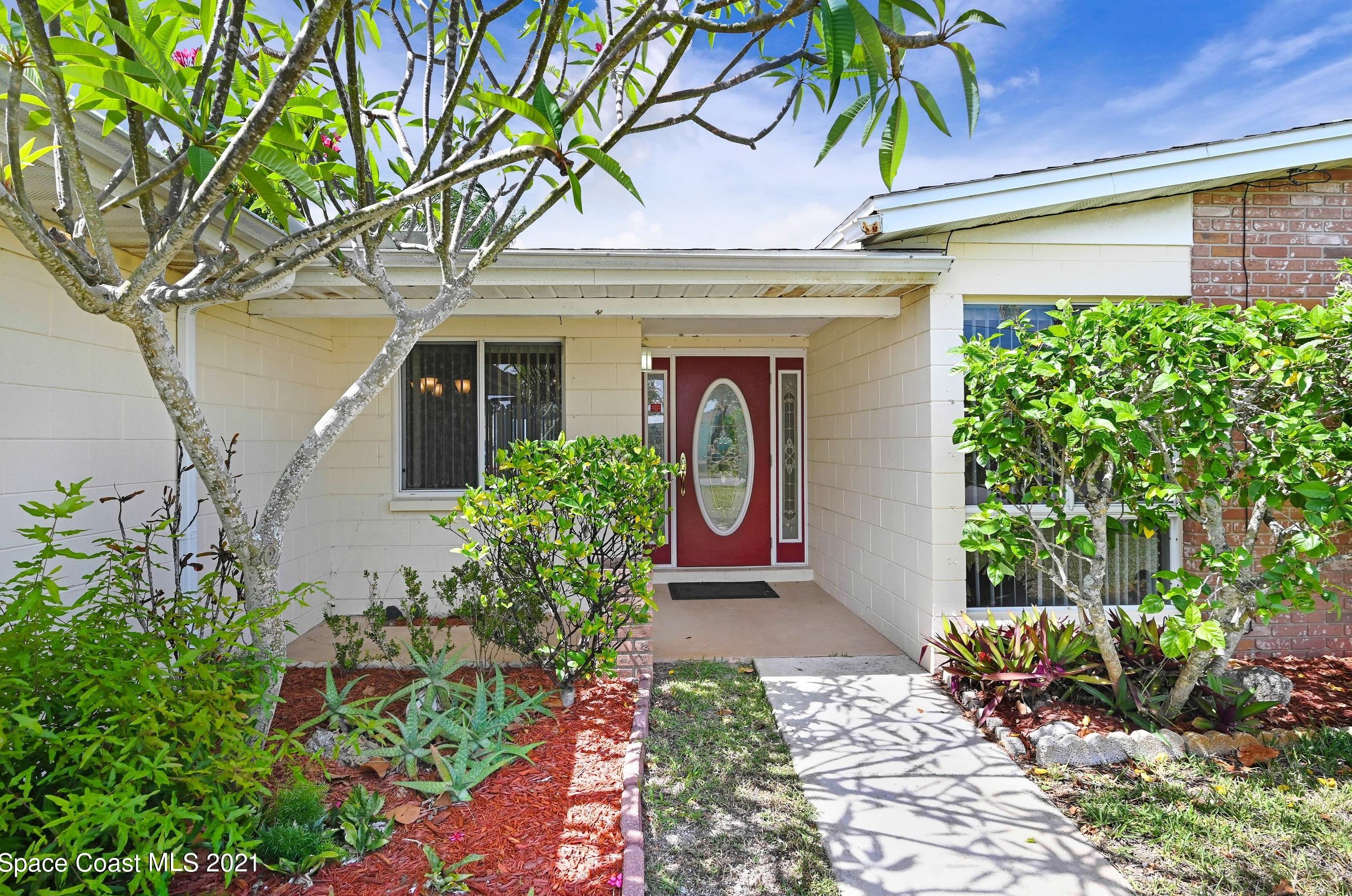 280 Montego Bay Ct, Merritt Island, FL 32953-3254
