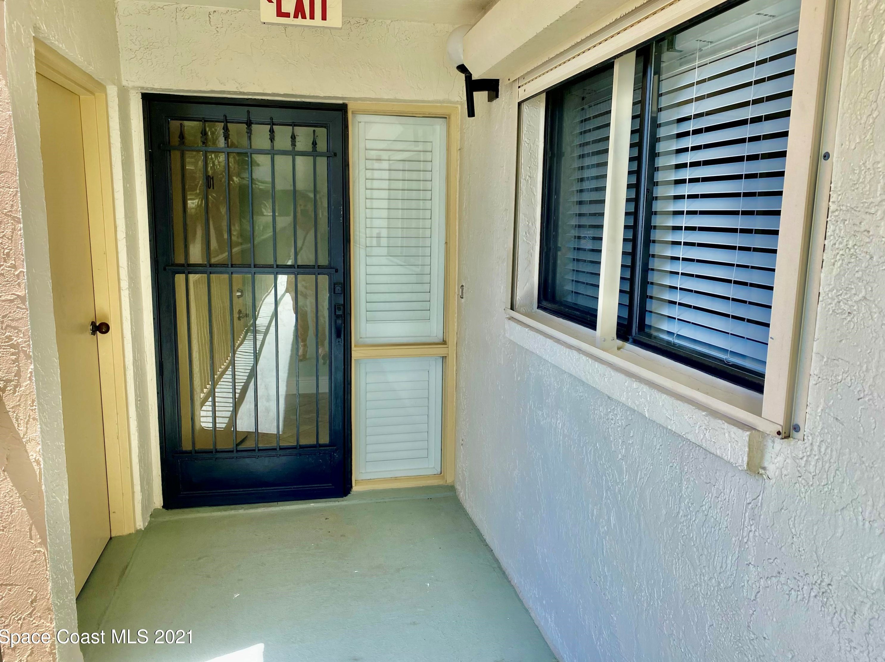 250 S Sykes Creek Pkwy #201, Merritt Island, FL 32952