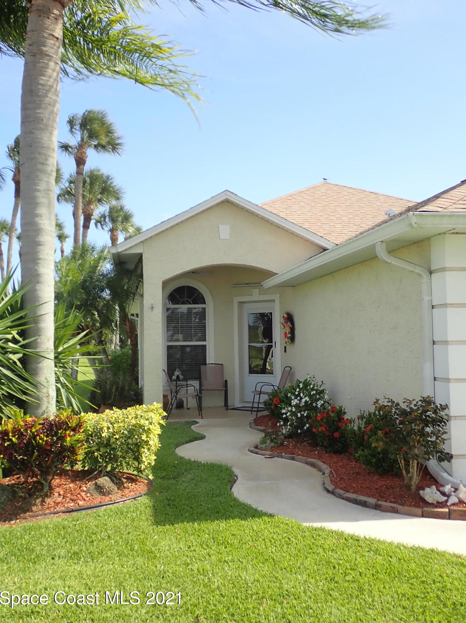 581 Priscilla Pl, Merritt Island, FL 32953-8144