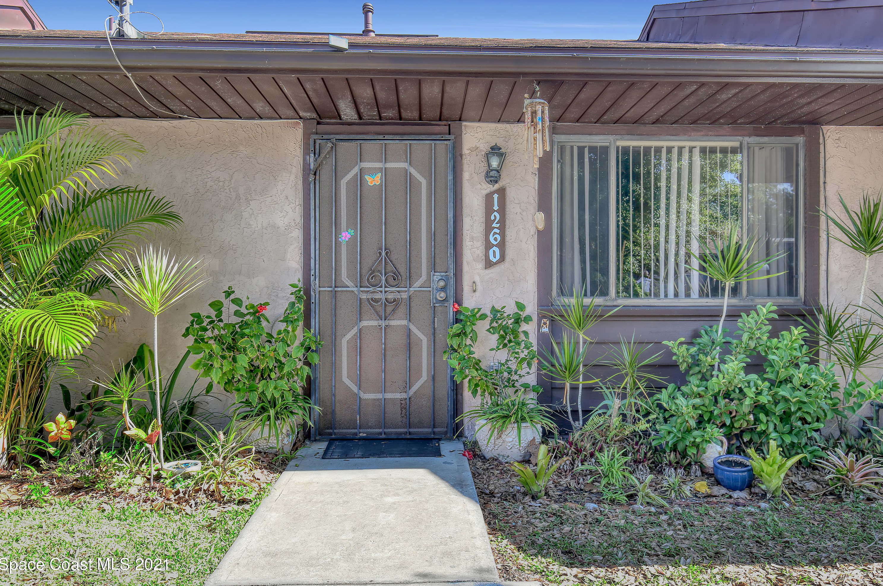 1260 Shady Pines Ln, Titusville, FL 32796