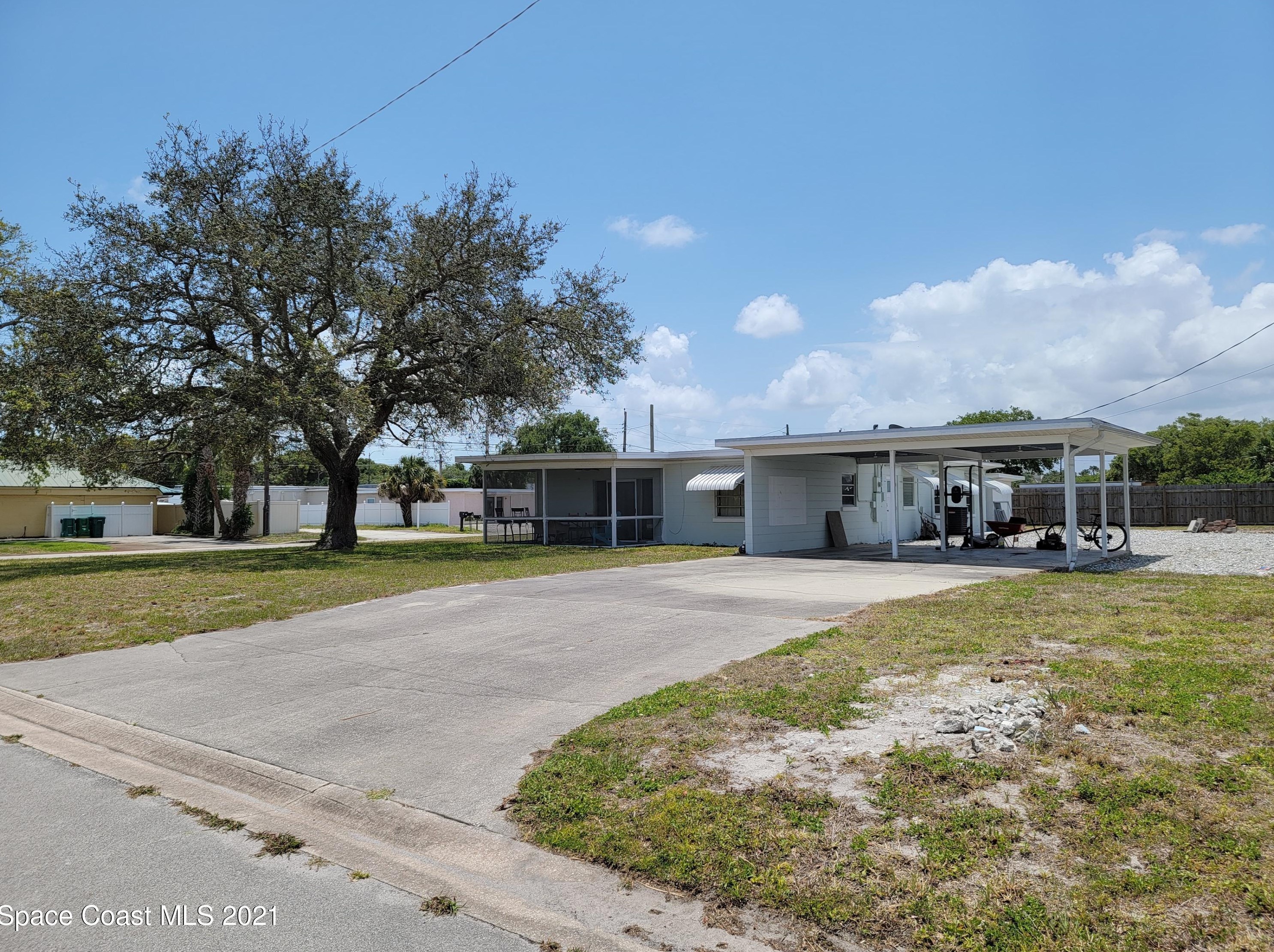 400 Butler St, Melbourne, FL 32901-1228