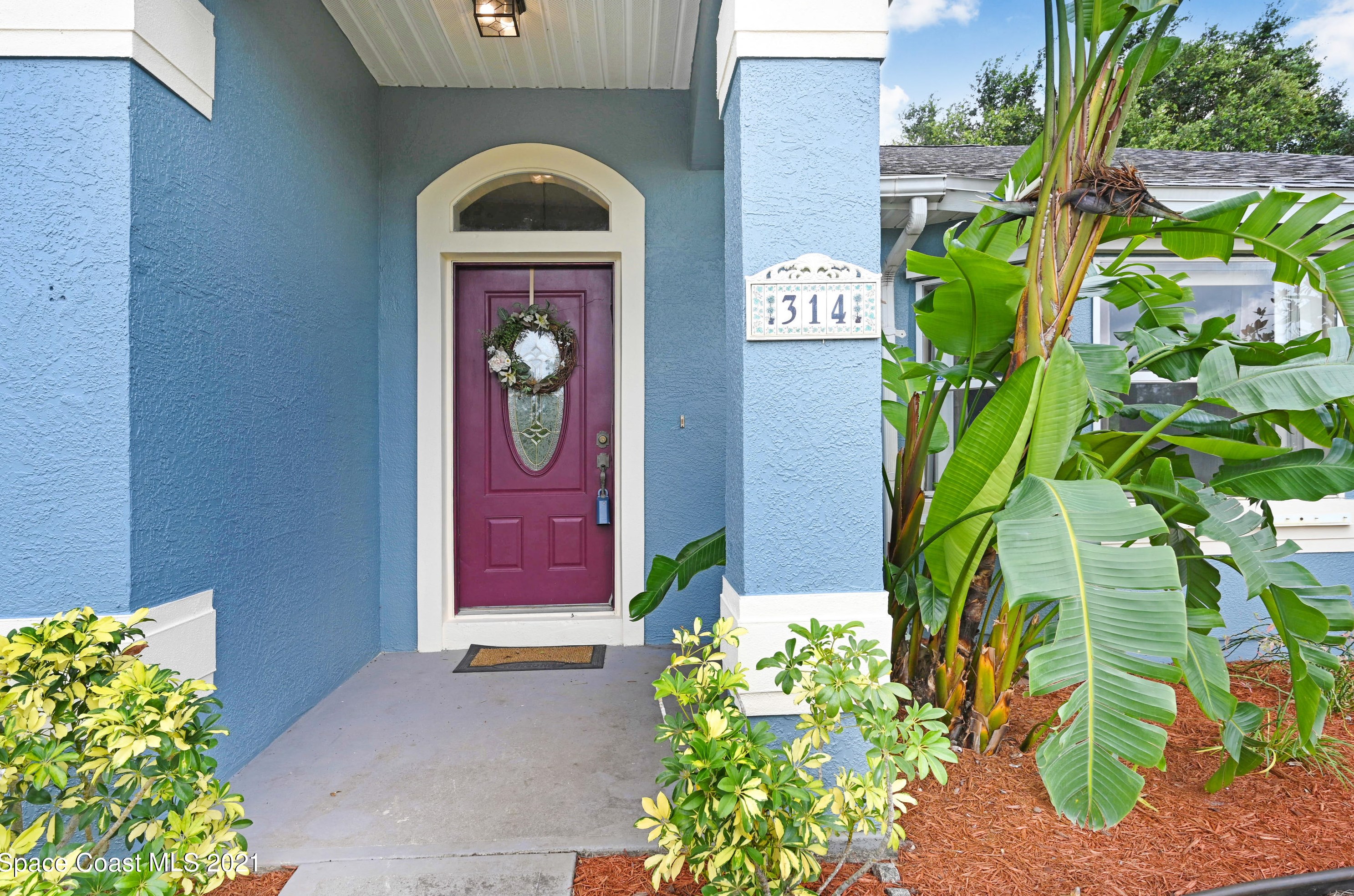 314 Olsen St, Melbourne, FL 32908-1259