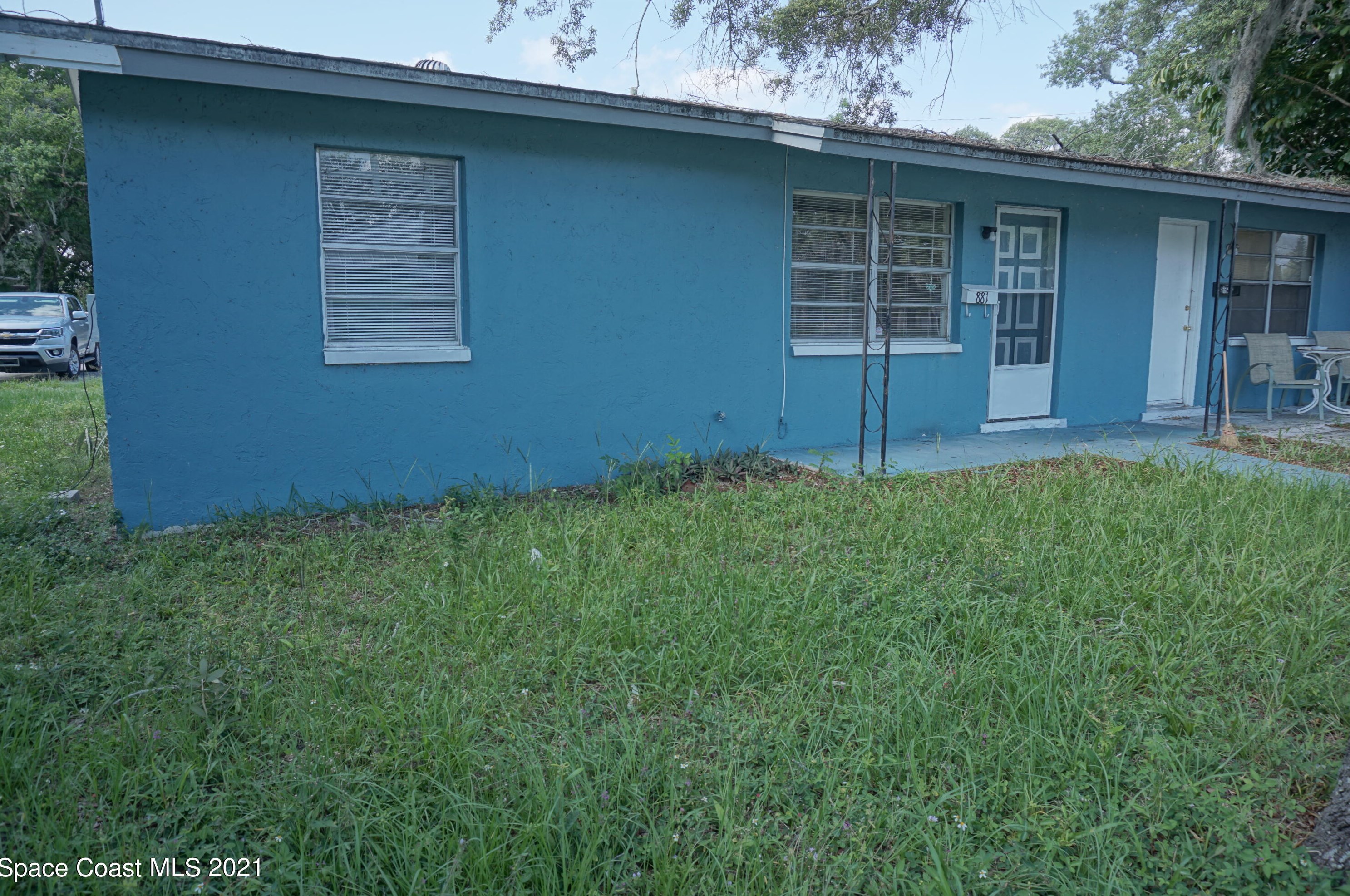 881 Sarno Rd, Melbourne, FL 32935