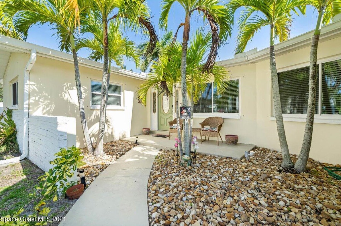 360 Riverside Ave, Merritt Island, FL 32953