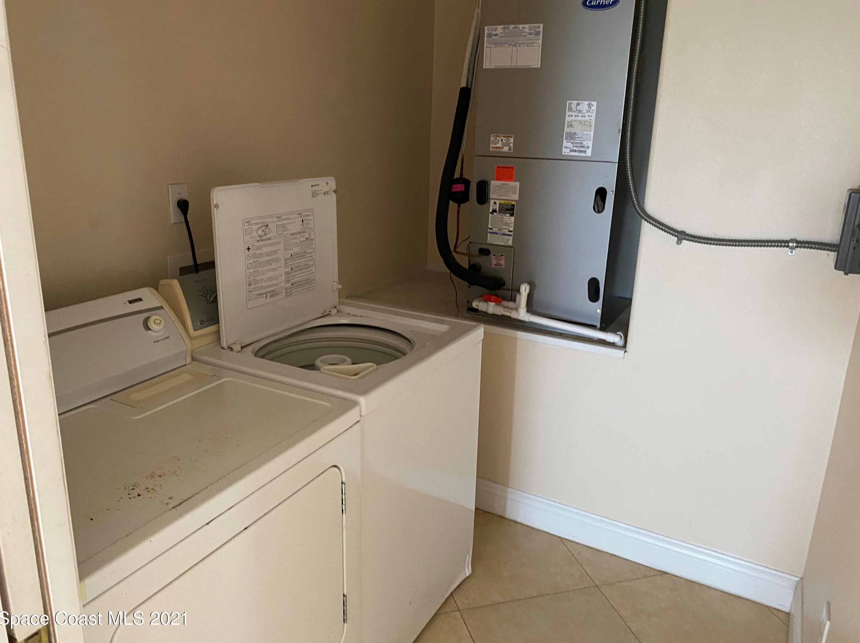 920 Twisting Branch Ct, Melbourne, FL 32935