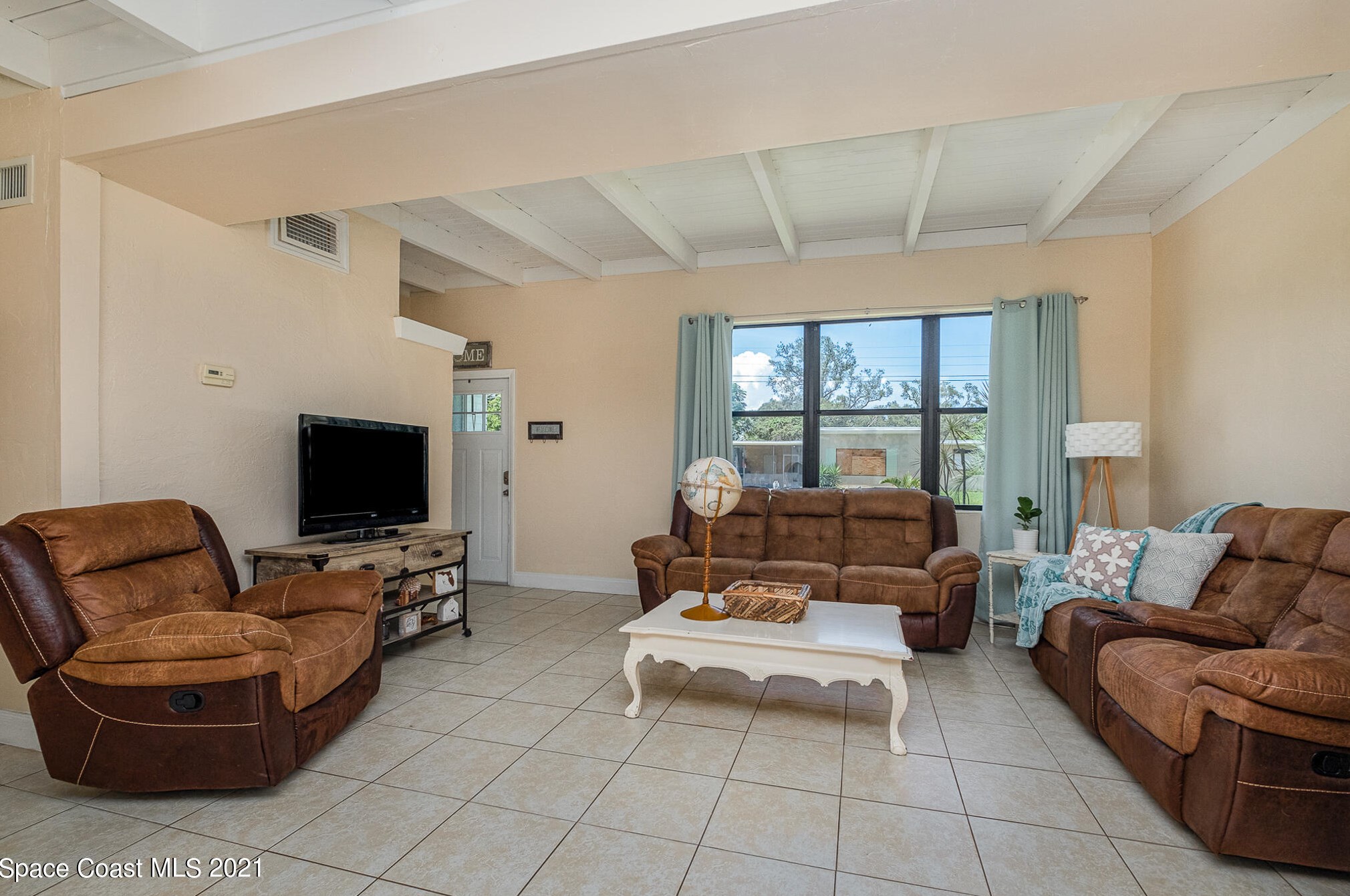 1585 Old Colonial Way, Melbourne, FL 32935-5717