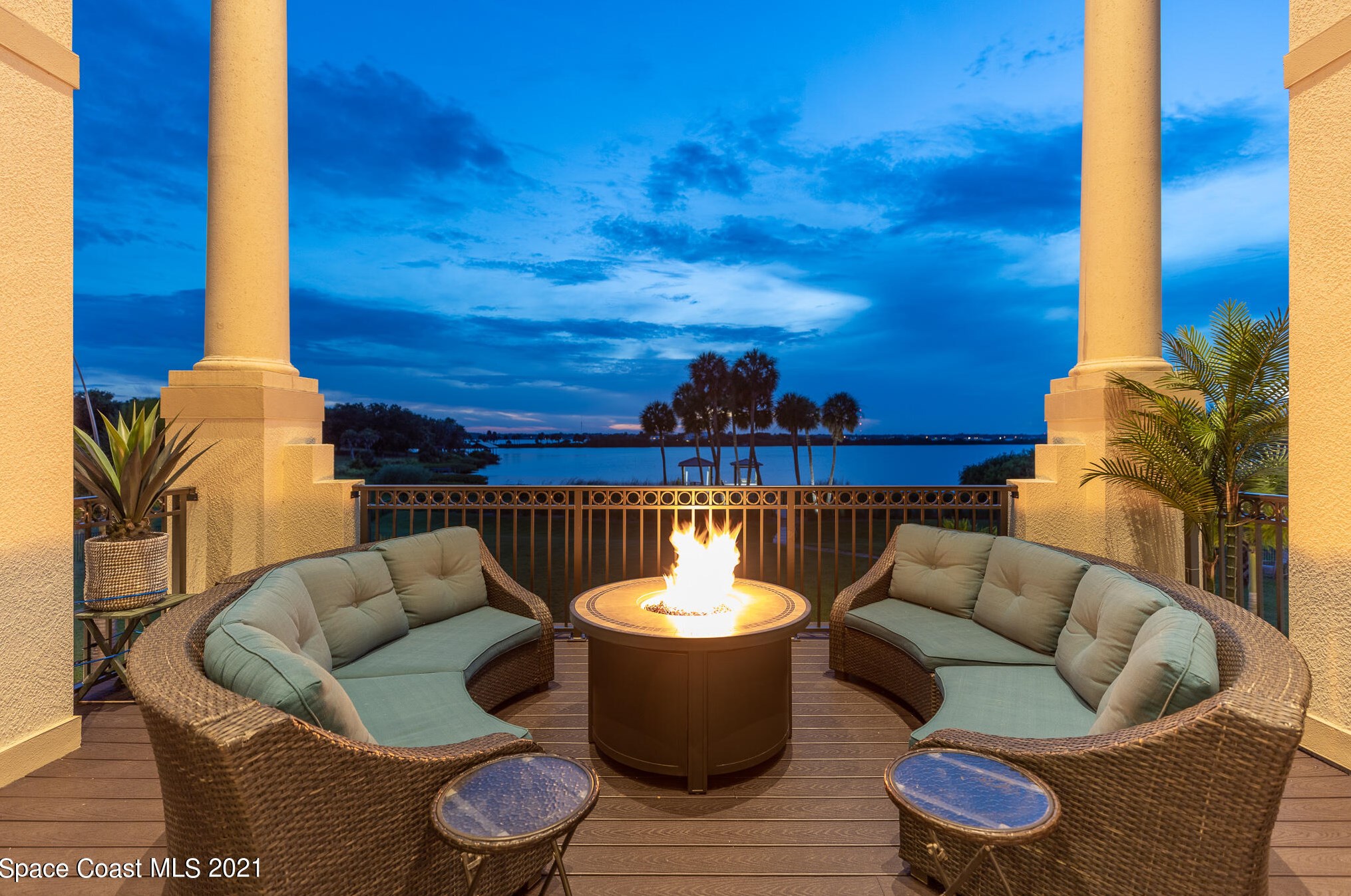 4830 Honeyridge Ln, Merritt Island, FL 32952
