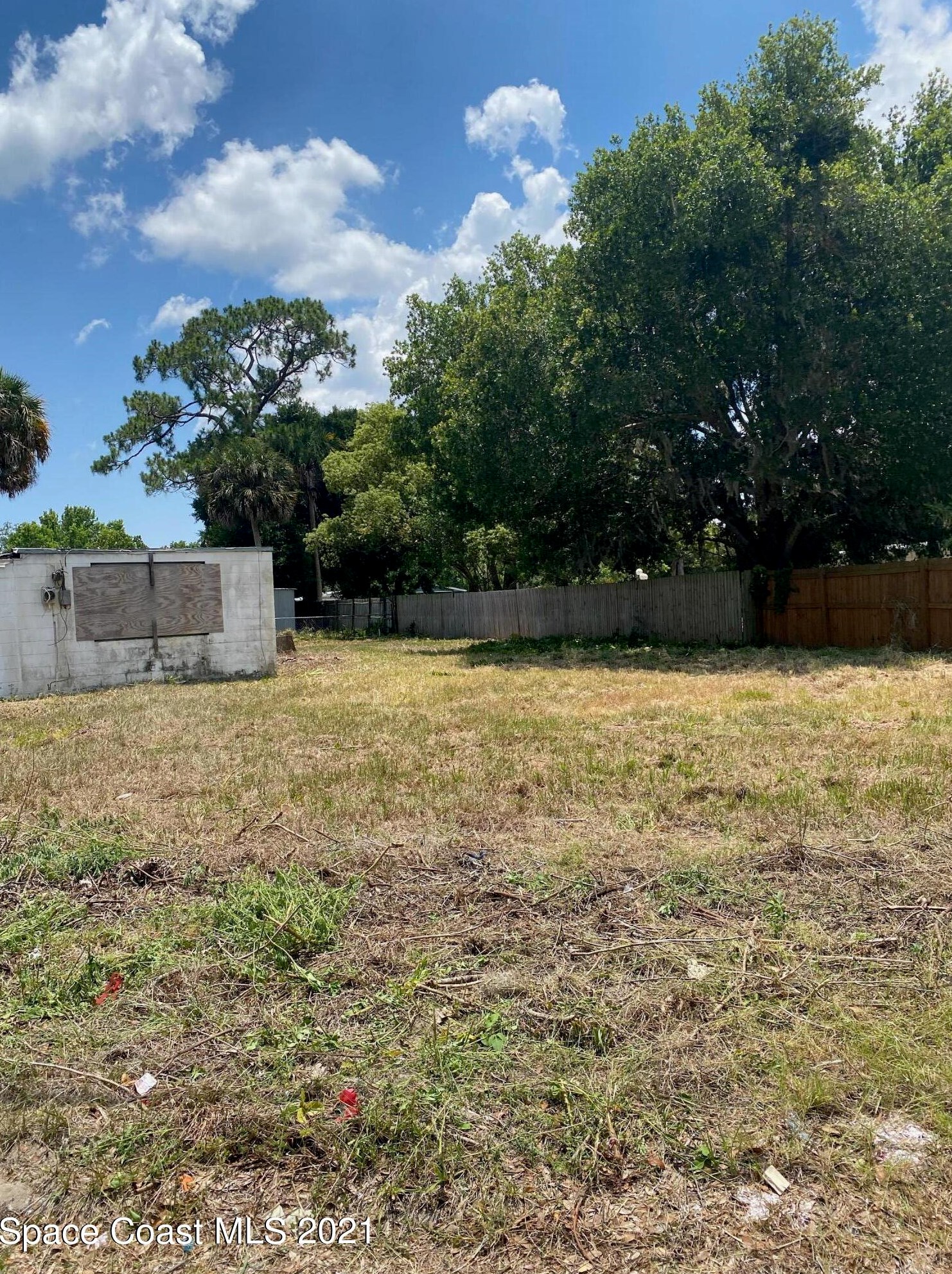 2040 Old Dixie Hwy, Titusville, FL 32796
