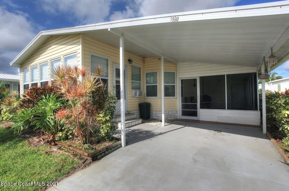 7590 Cedar Bark Rd, Sebastian, FL 32976
