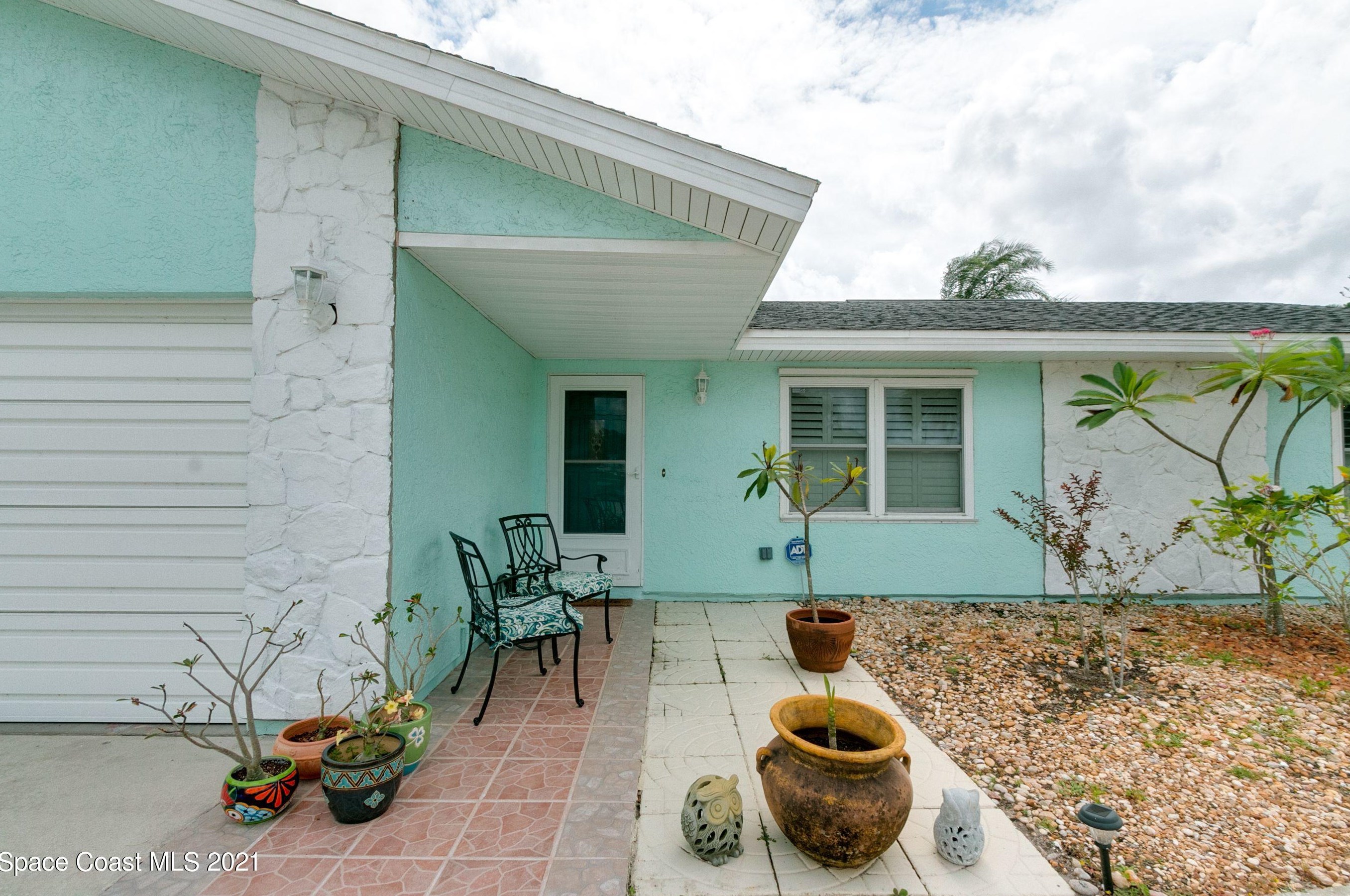 2395 Emerson Dr, Melbourne, FL 32909-4958