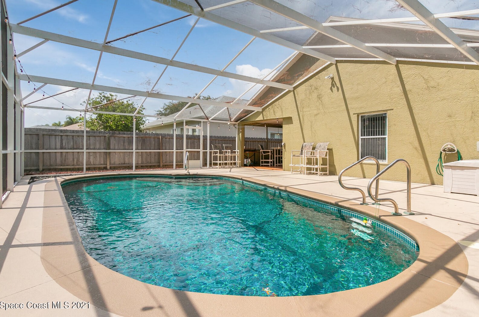 2735 Mariah Dr, Melbourne, FL 32940-7162