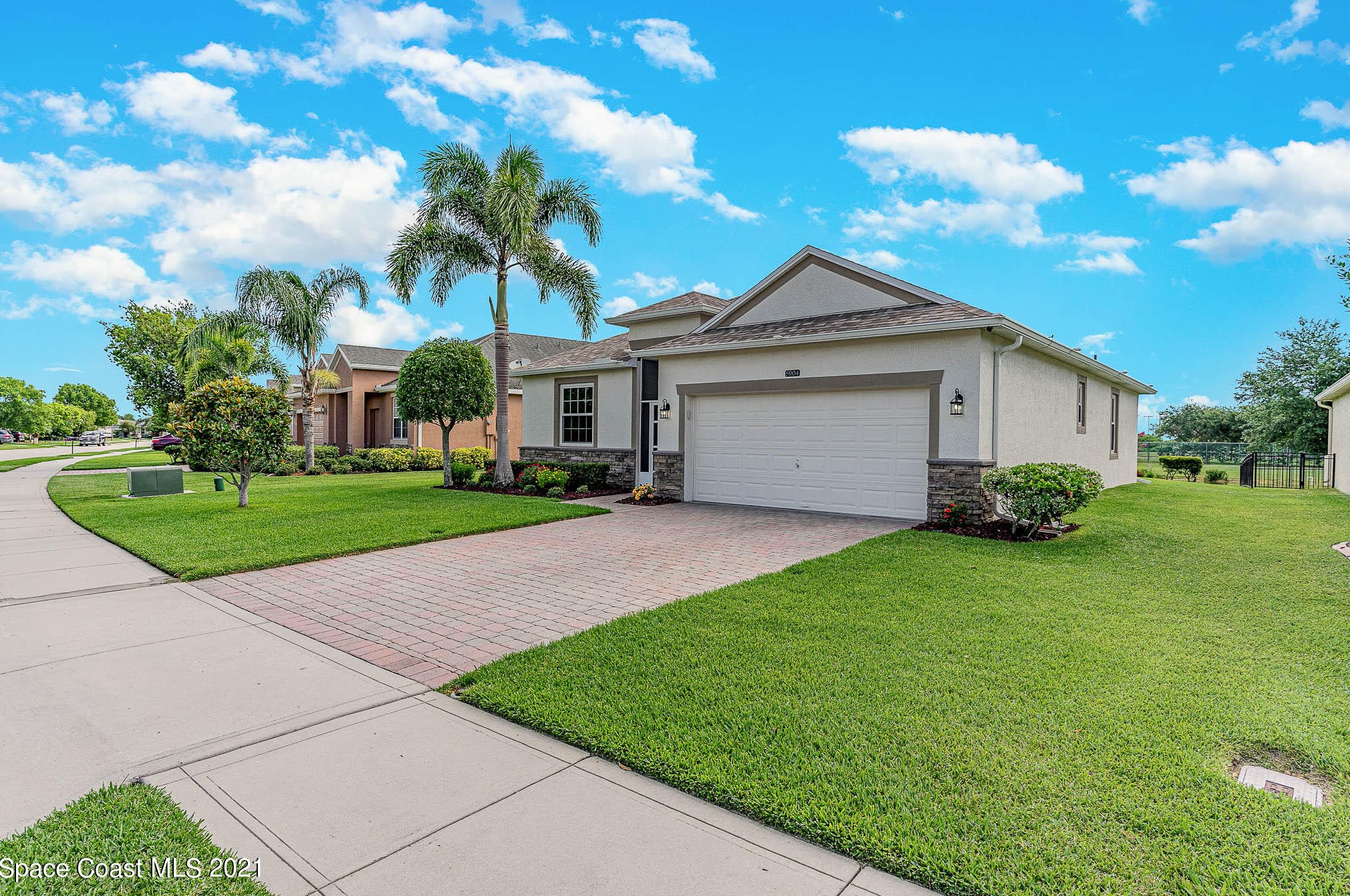 5904 Trieda Dr, Melbourne, FL 32940-8068