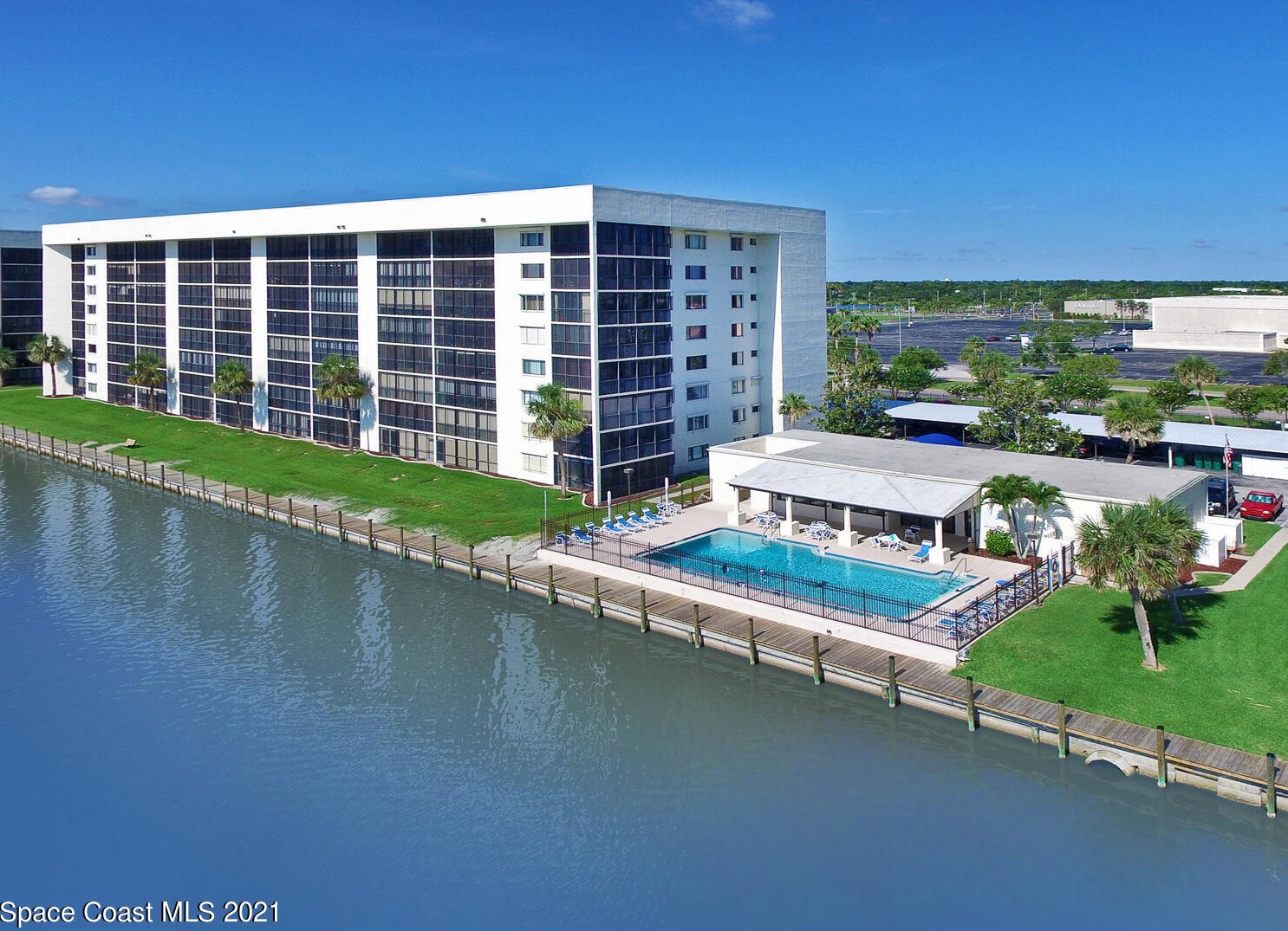 250 Sykes Creek Pkwy, Merritt Island FL  32952-3303 exterior