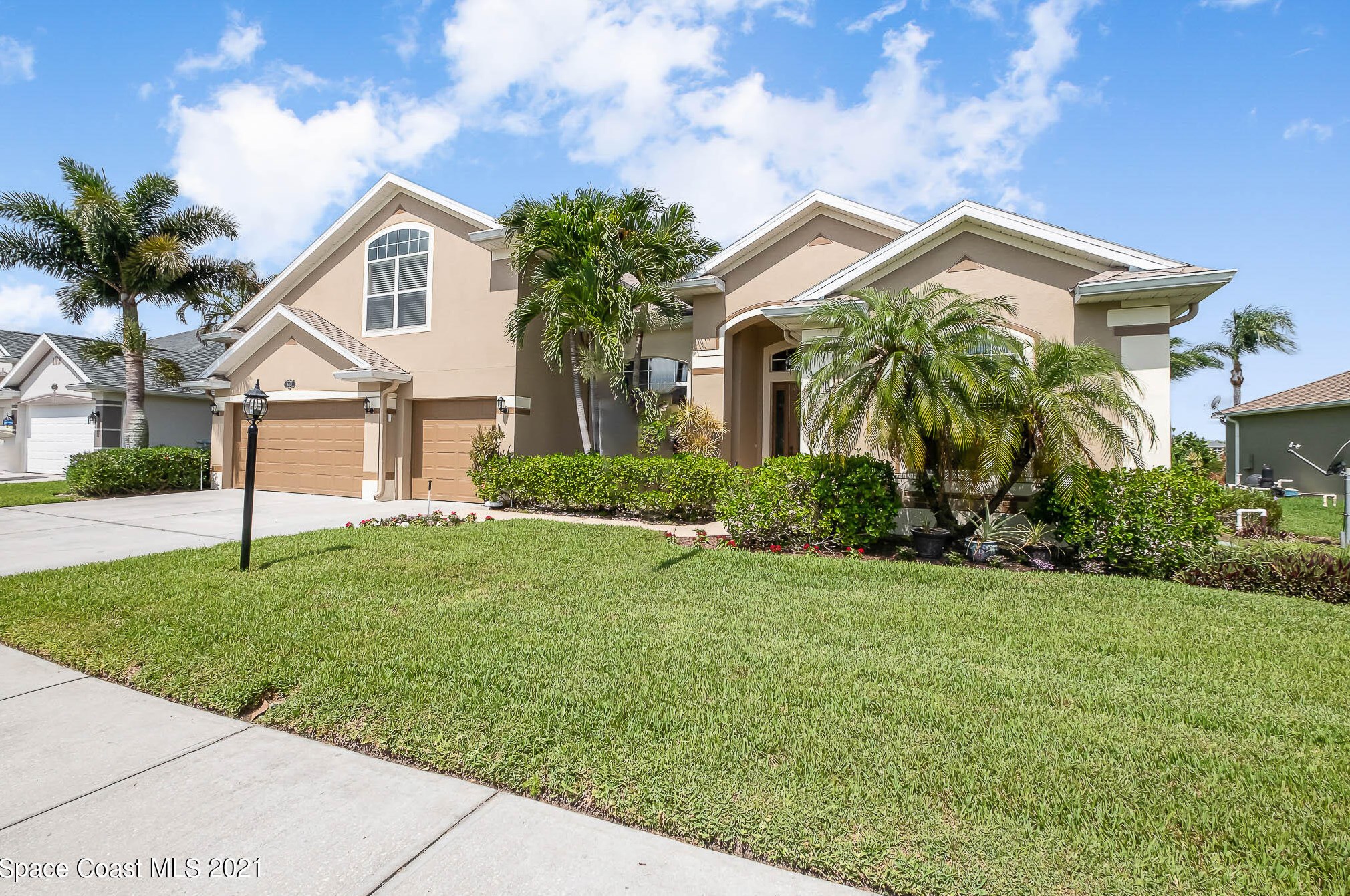 4468 Chastain Dr, Melbourne, FL 32940-1268