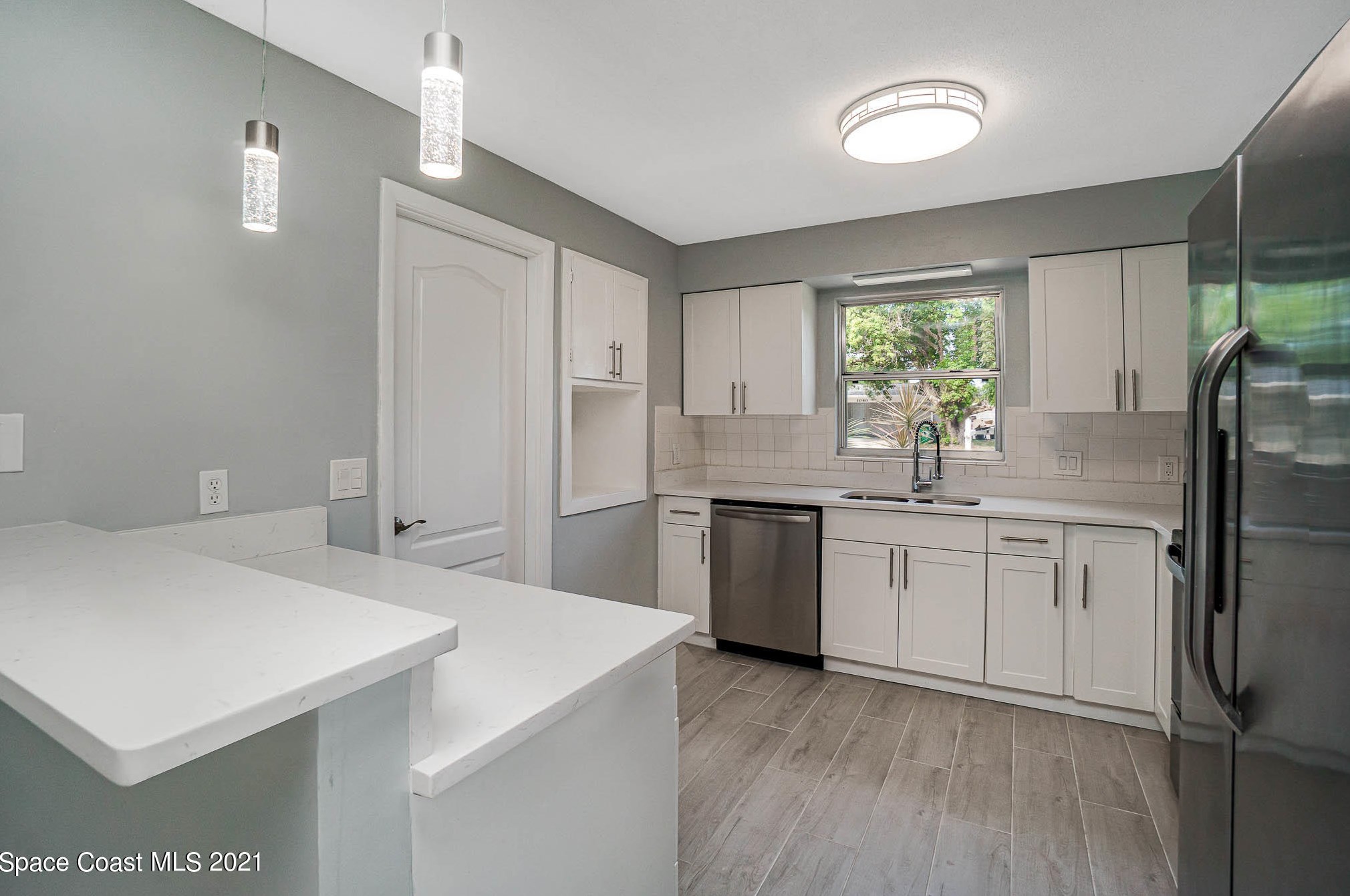 1035 Date Ave, Merritt Island, FL 32953