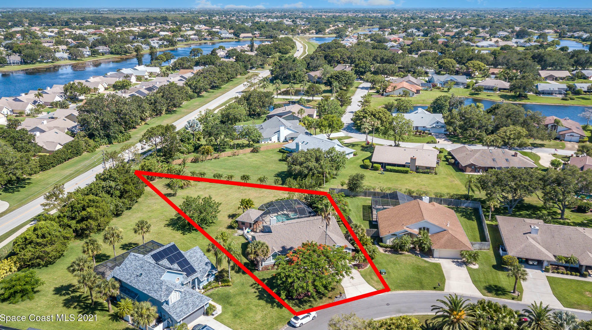 548 Sawgrass Cir, Melbourne, FL 32940-1948