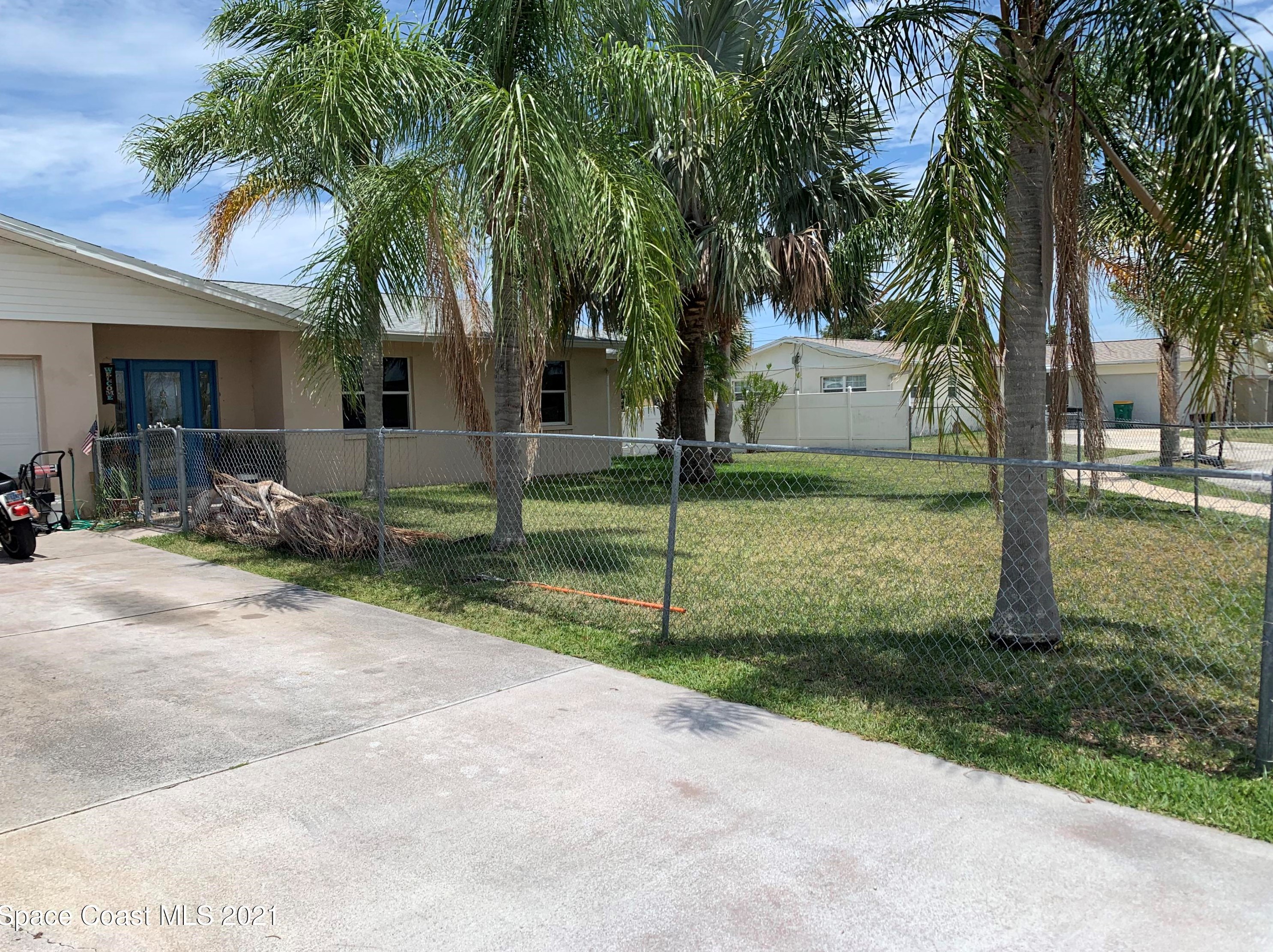 600 Wiley Ct, Merritt Island, FL 32952-5853