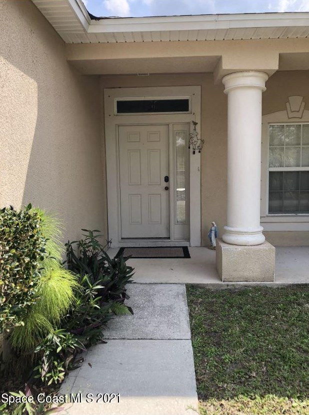 1810 Rawdon St, Melbourne, FL 32907-8513