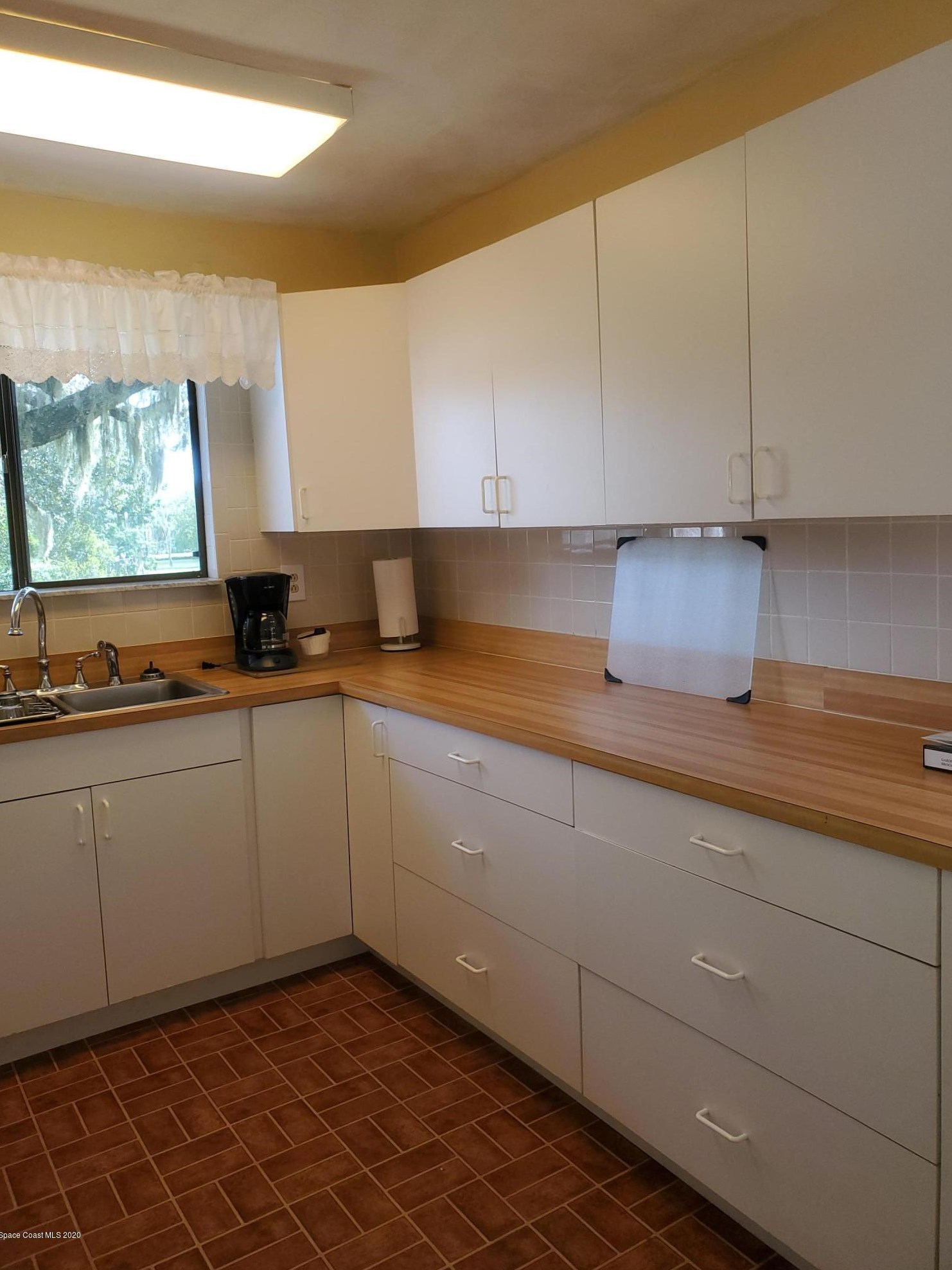 2324 Bignonia St, Melbourne, FL 32901