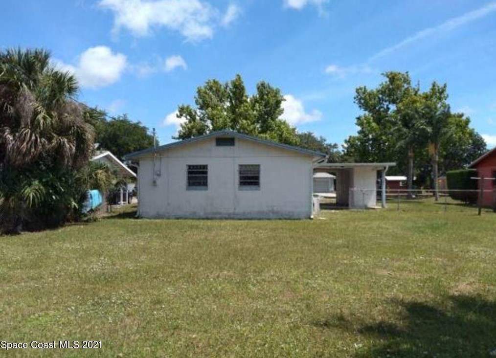 915 Grove Ave, Cocoa, FL 32922