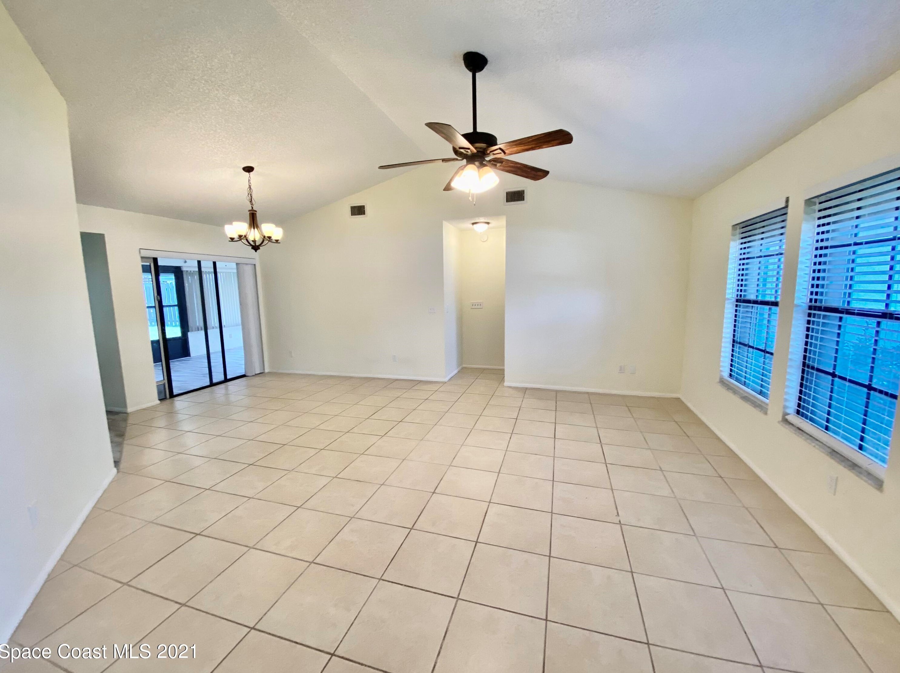 2180 Grand Teton Blvd, Melbourne, FL 32935