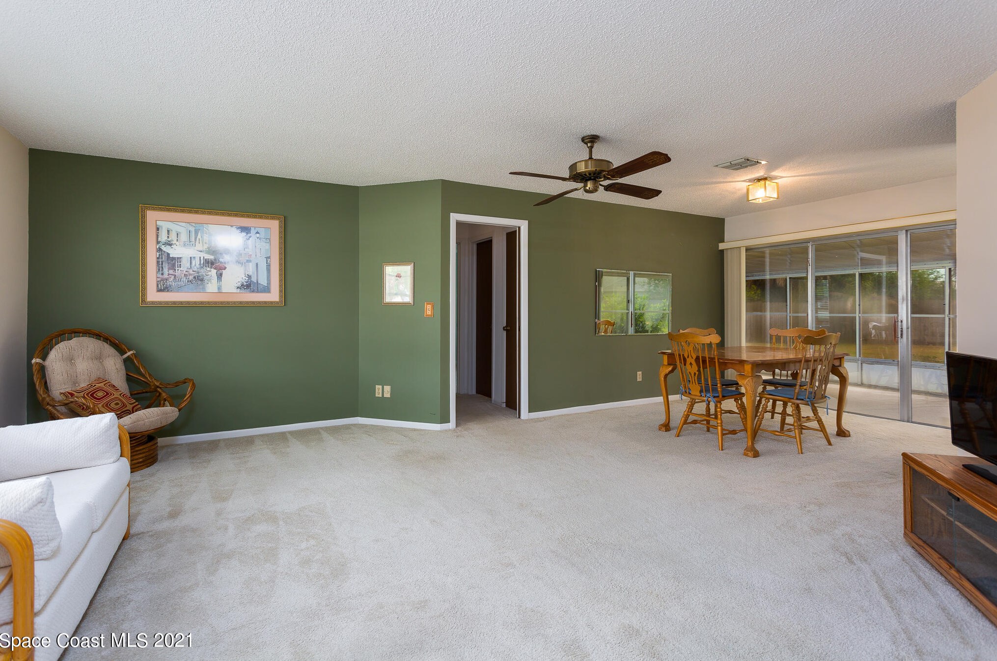 3327 Jay Tee Dr, Melbourne, FL 32901-8215