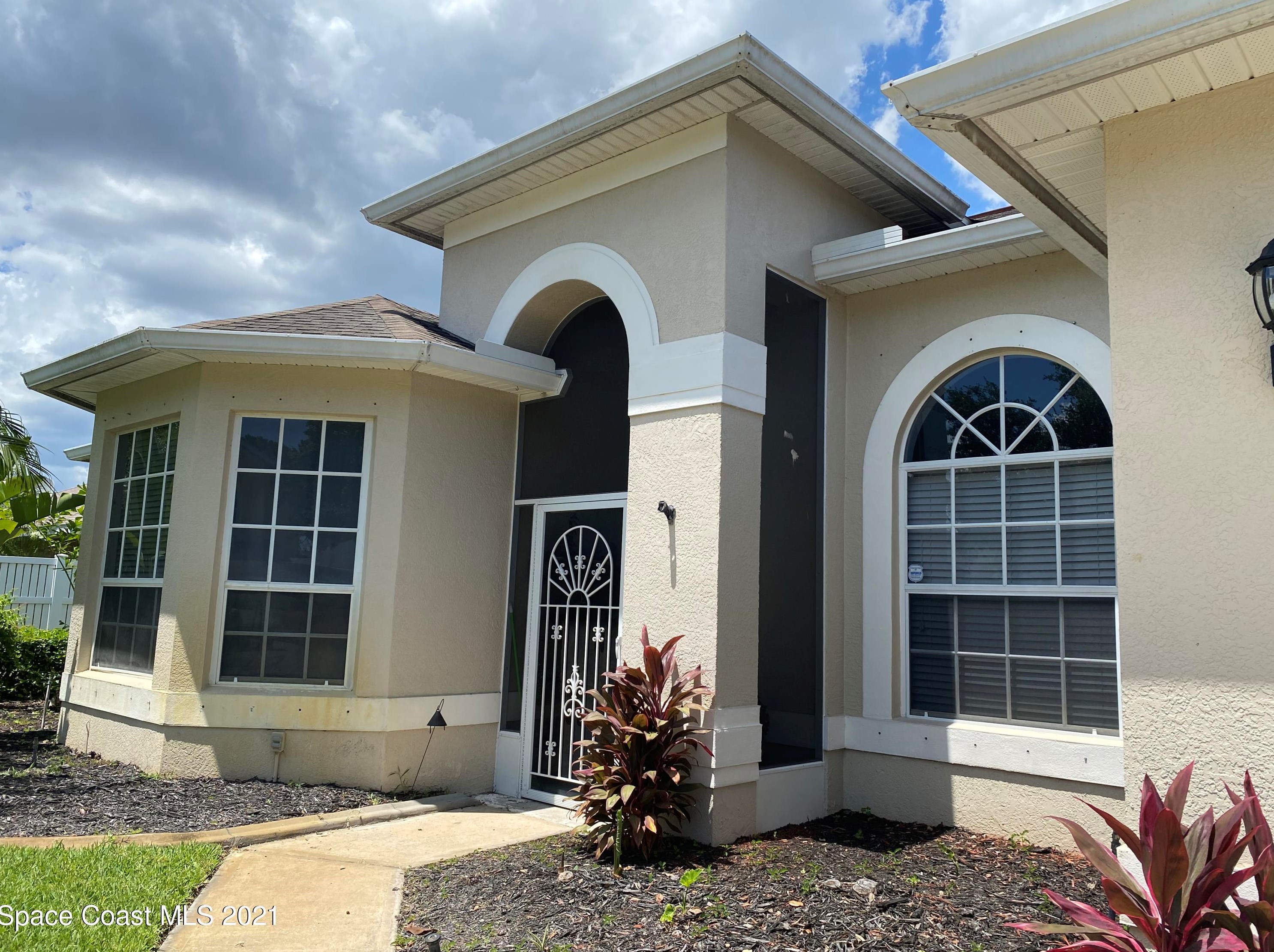 1773 Windbrook Dr, Melbourne, FL 32909-6805