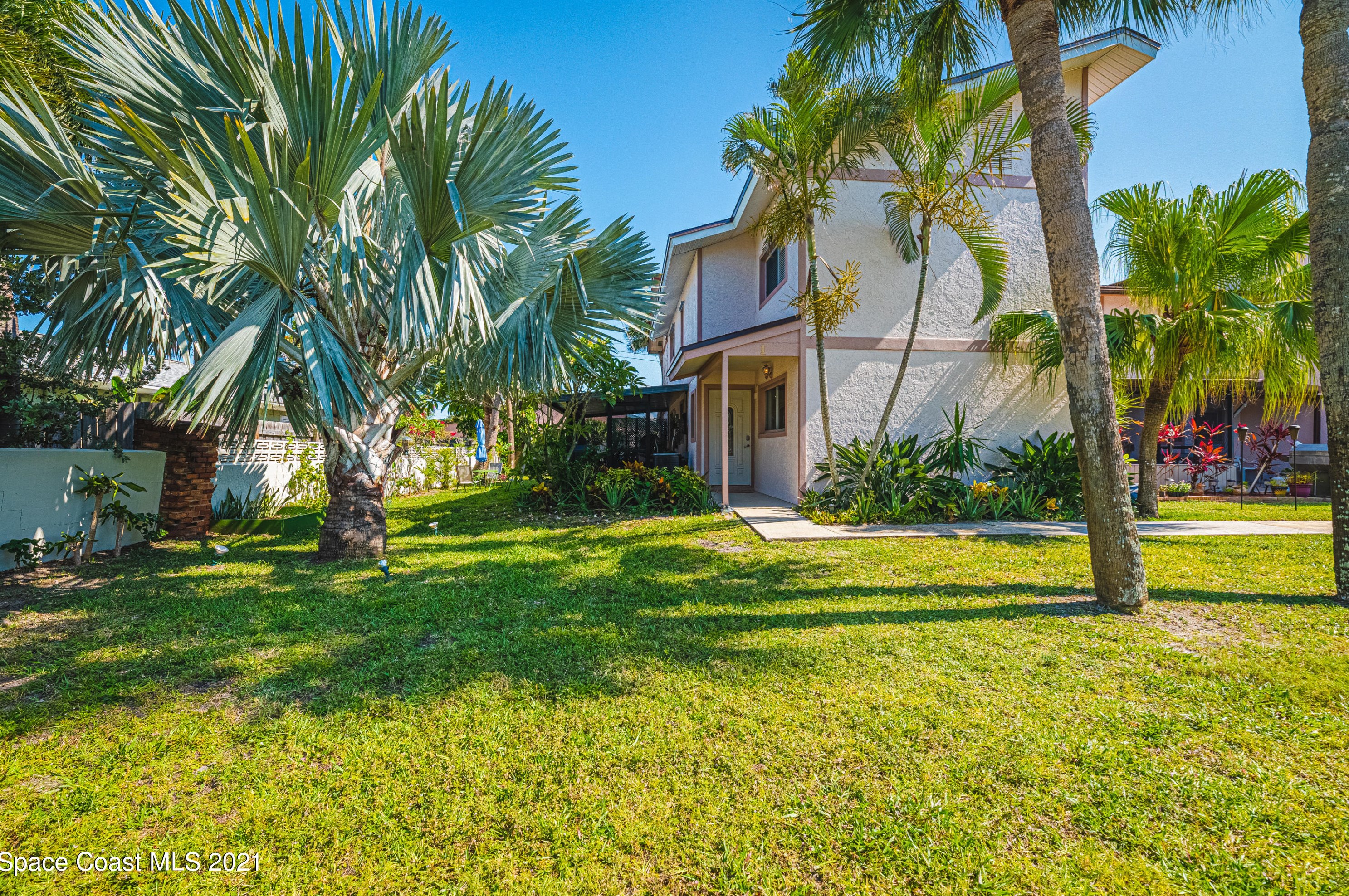 595 Park Ave, Melbourne, FL 32937-3062