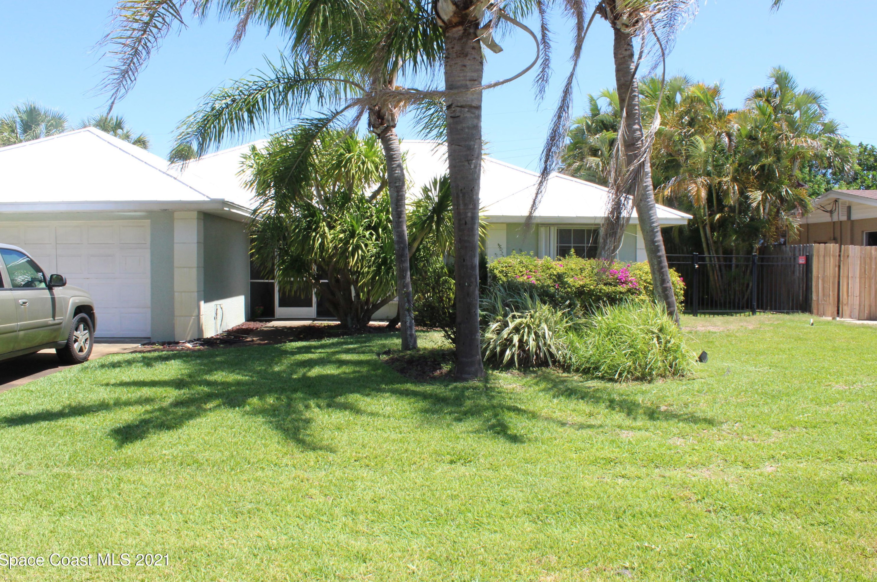 359 Arlington St, Melbourne, FL 32937-5212