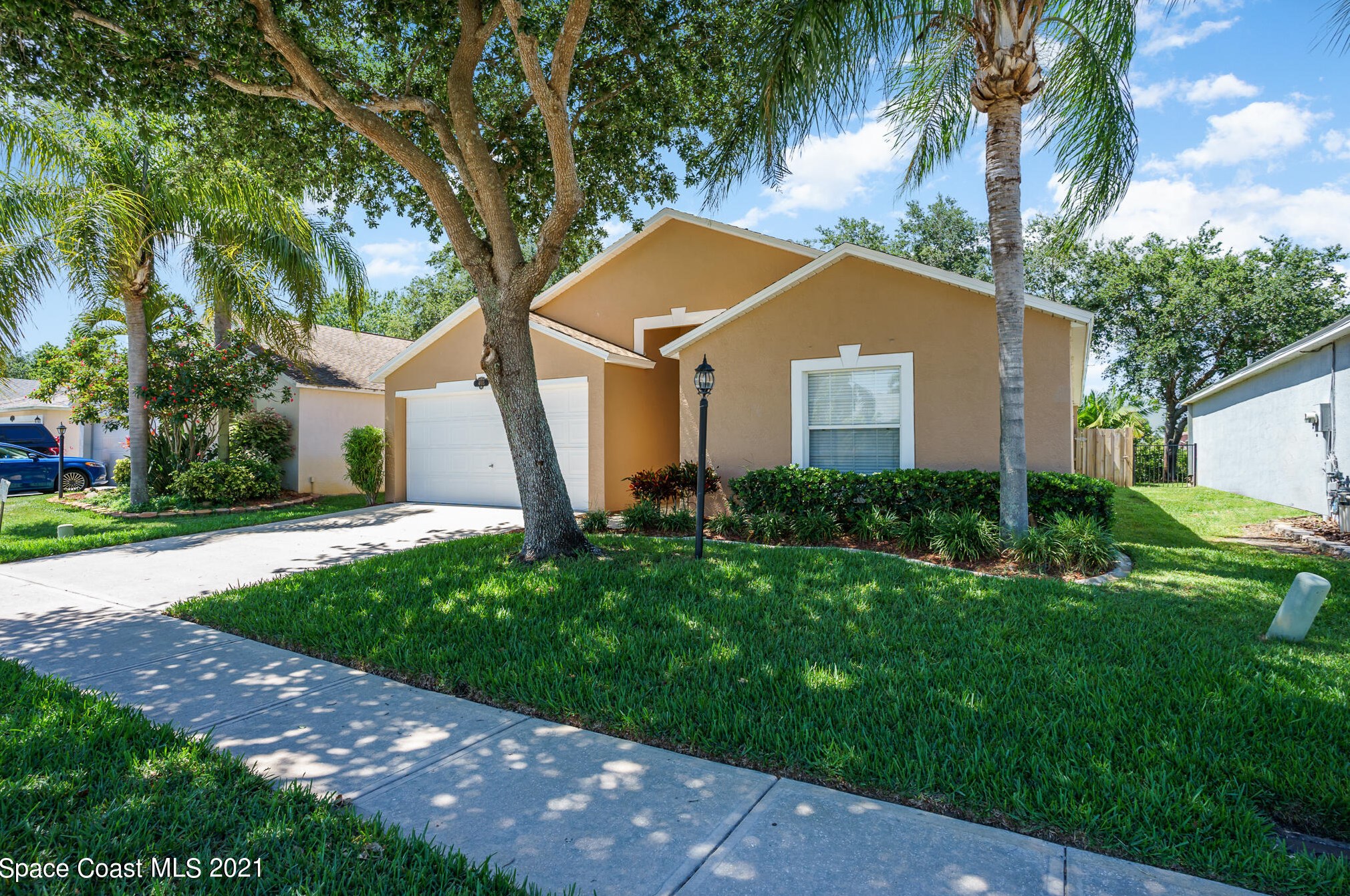 4105 Grand Meadows Blvd, Melbourne, FL 32934-2948