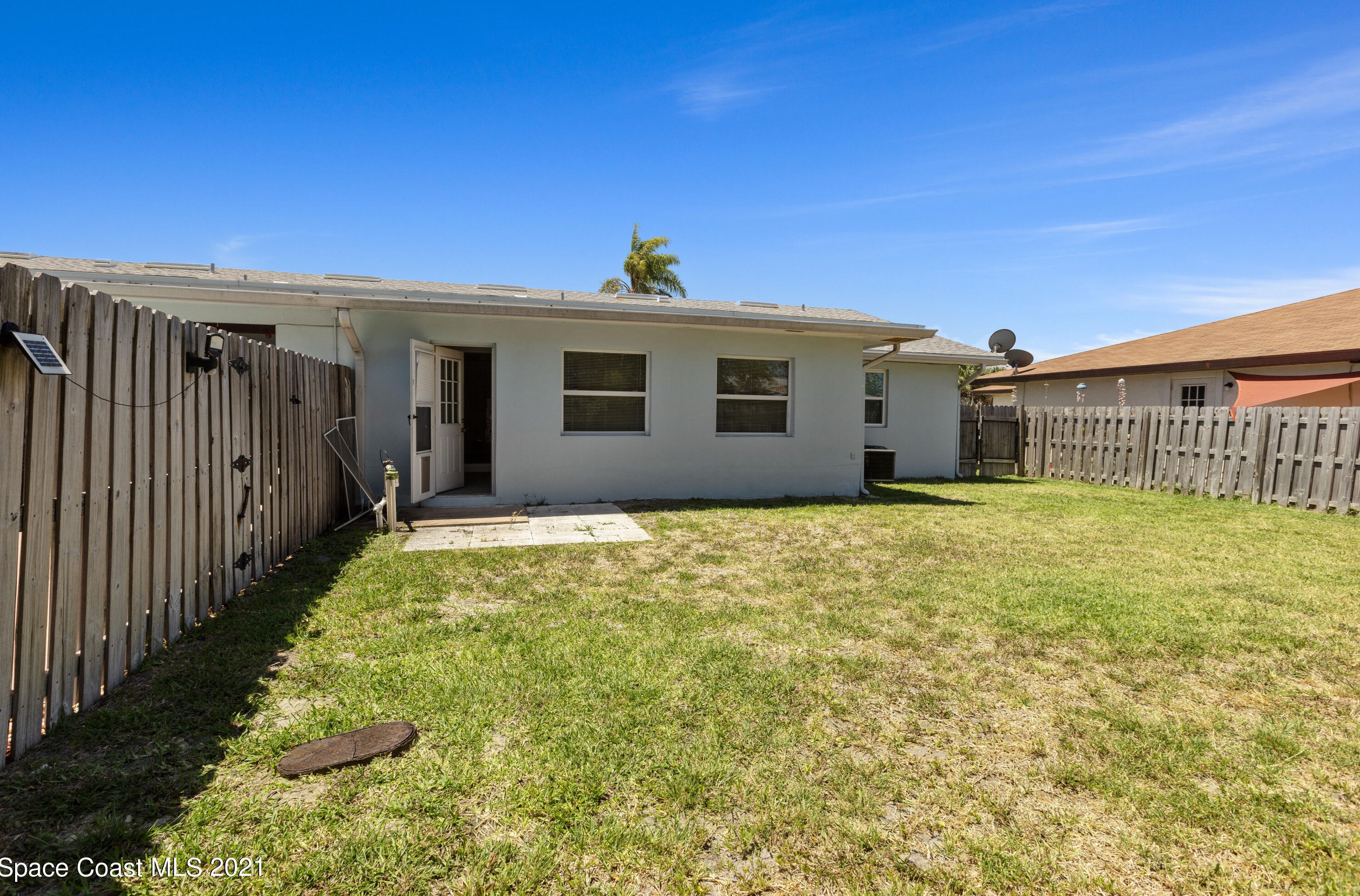 530 Roosevelt Ave, Melbourne, FL 32937-3032