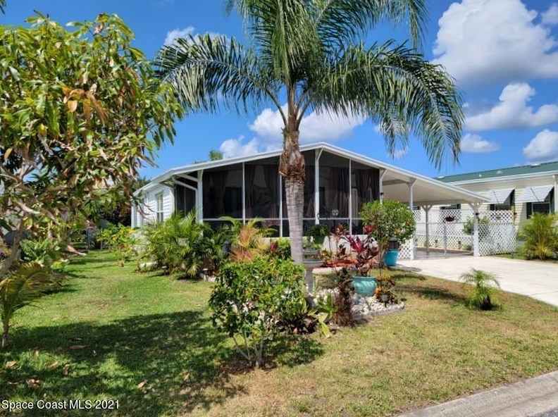 642 Papaya Cir, Sebastian, FL 32976