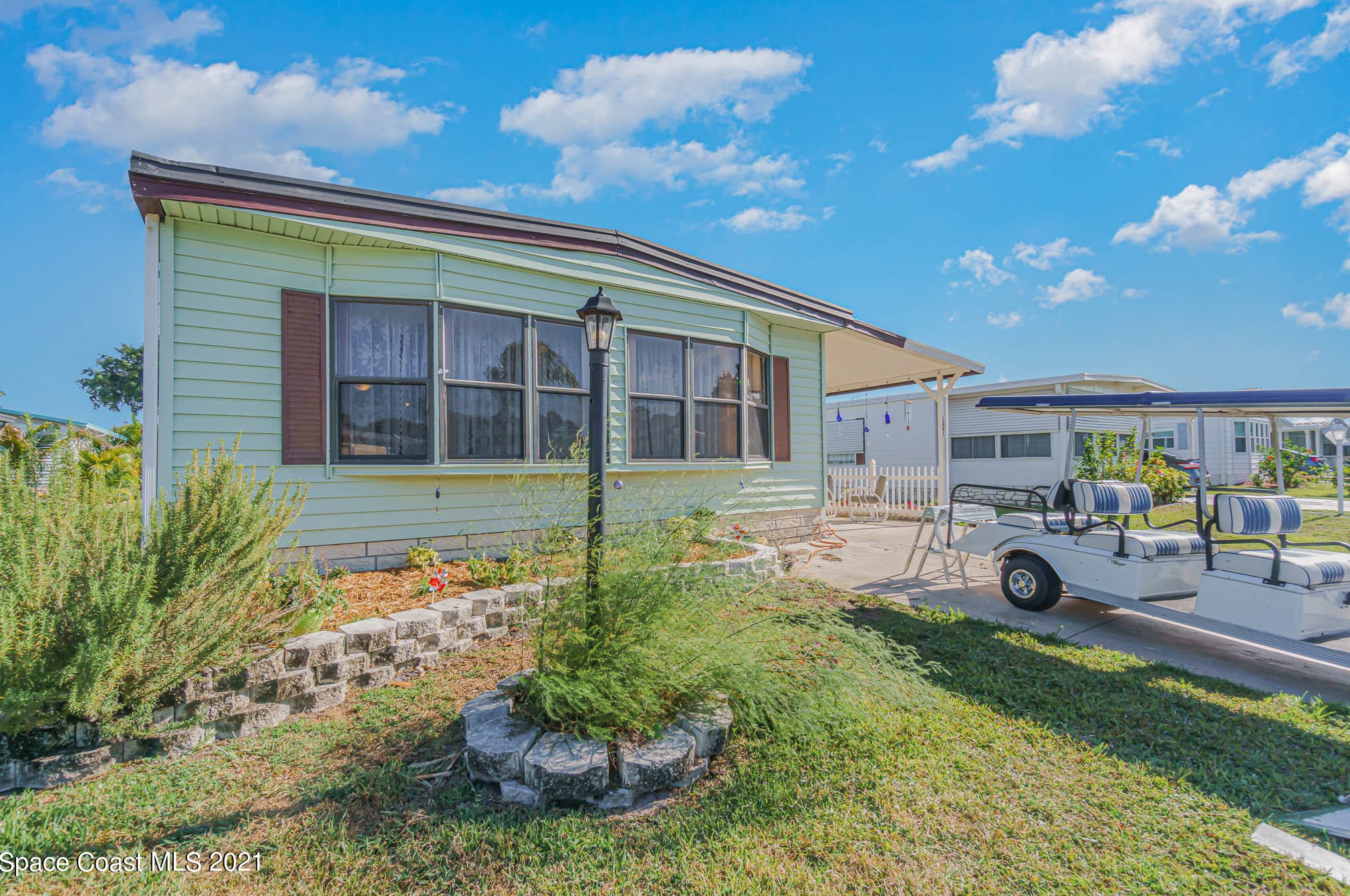 1061 Manila Dr, Sebastian, FL 32976