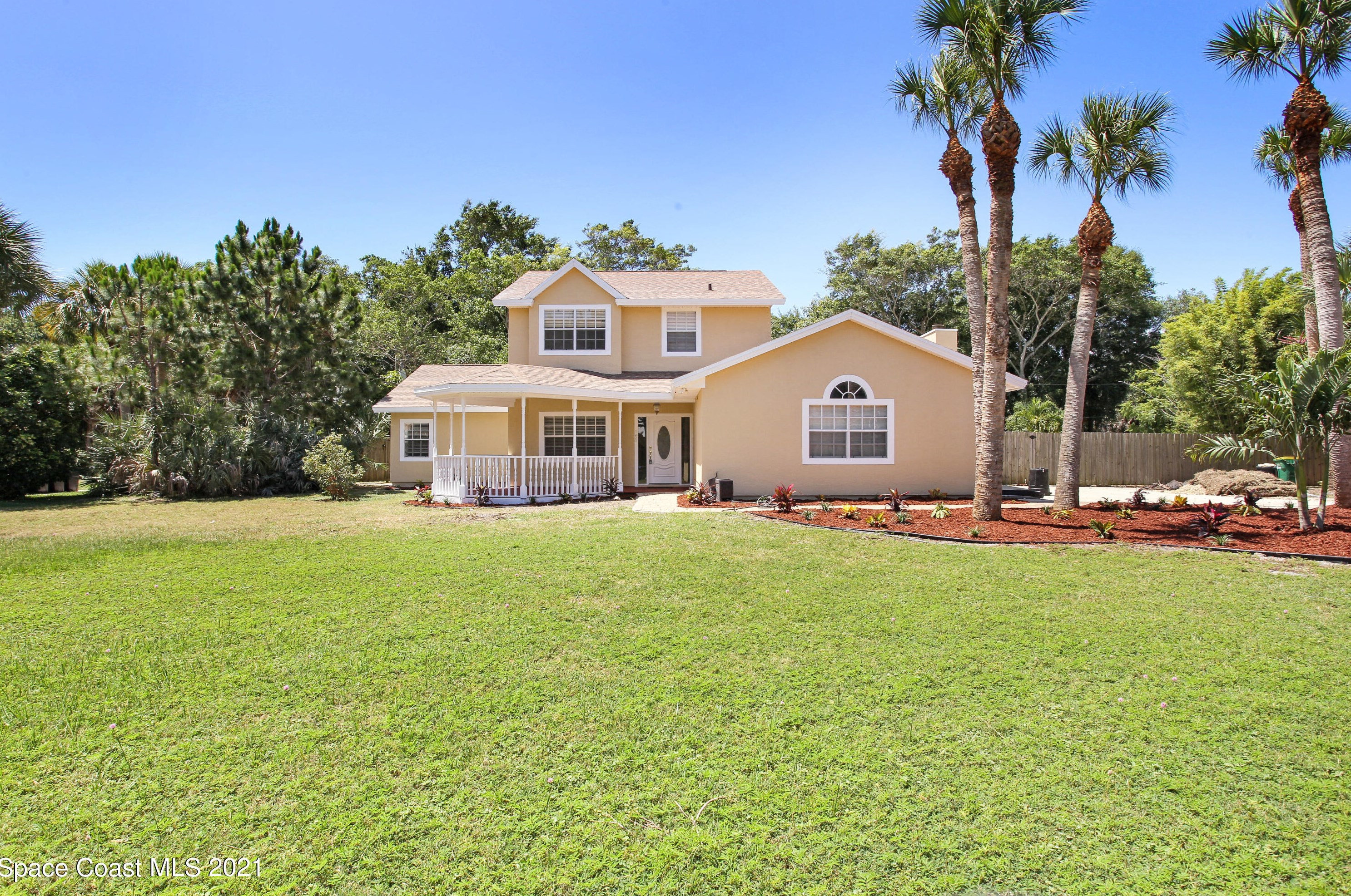 161 Island Grove Dr, Merritt Island, FL 32952-6226