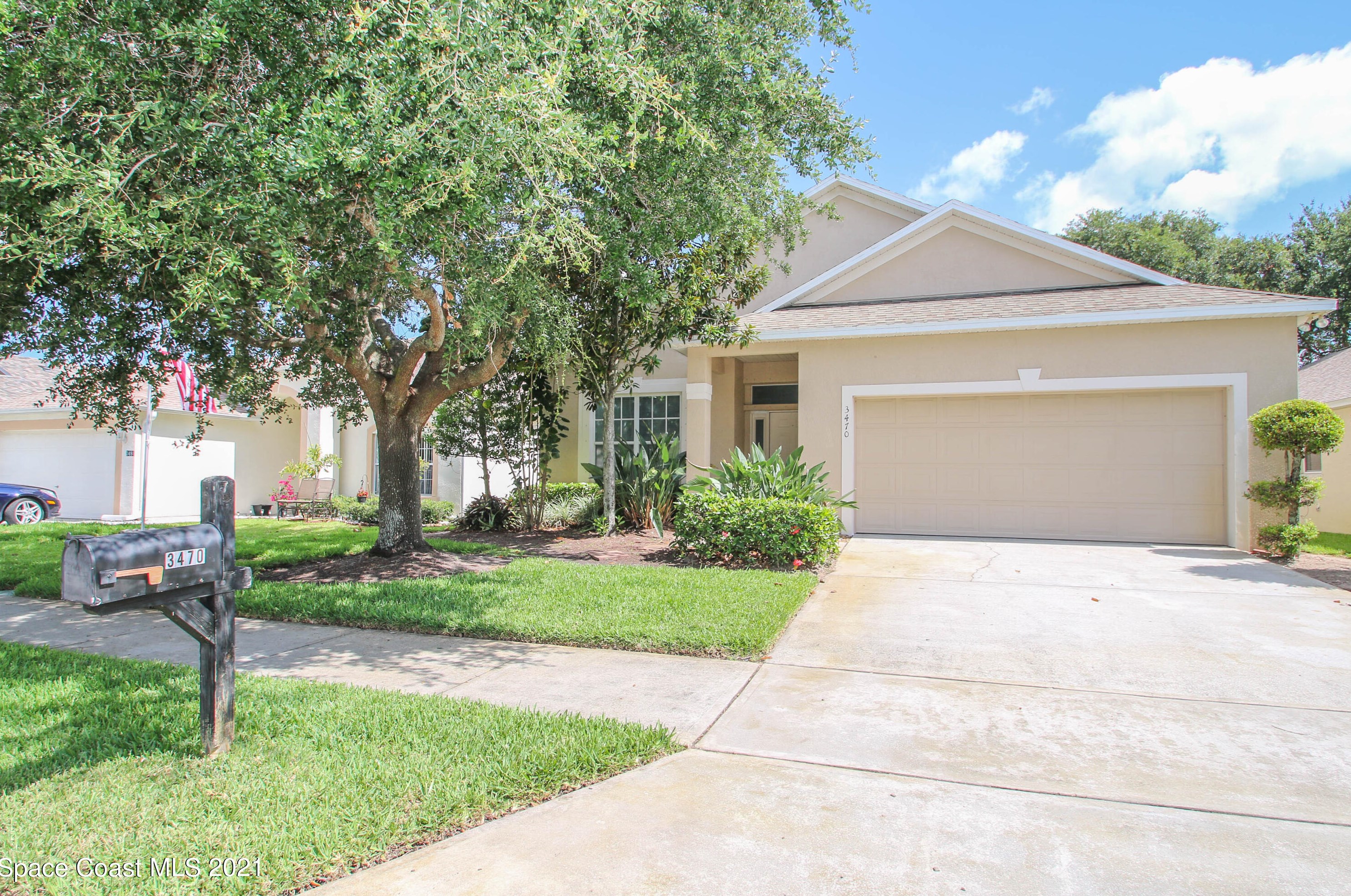 3470 Deer Lakes Dr, Melbourne, FL 32940-2311