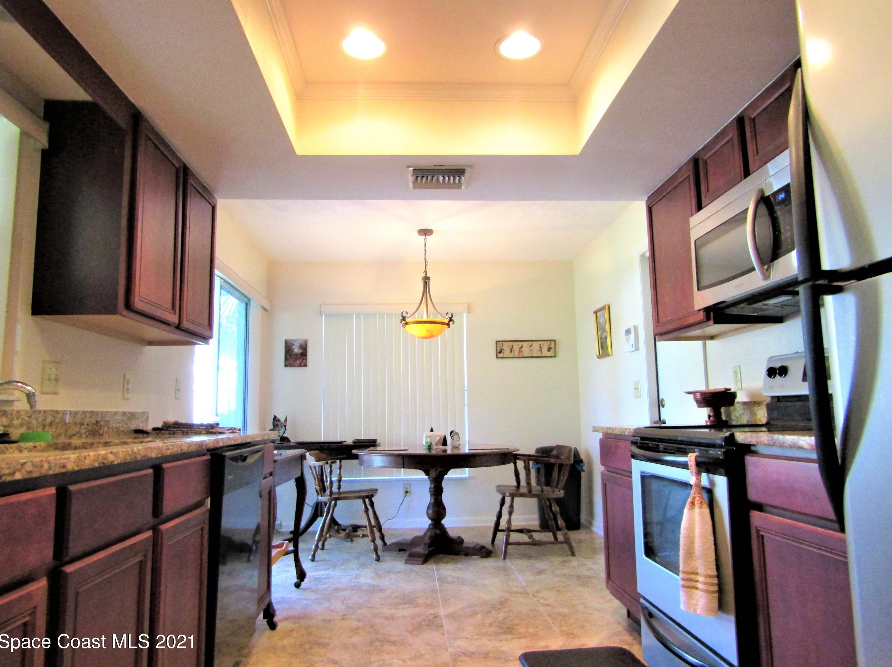 108 Delvalle St, Melbourne, FL 32951