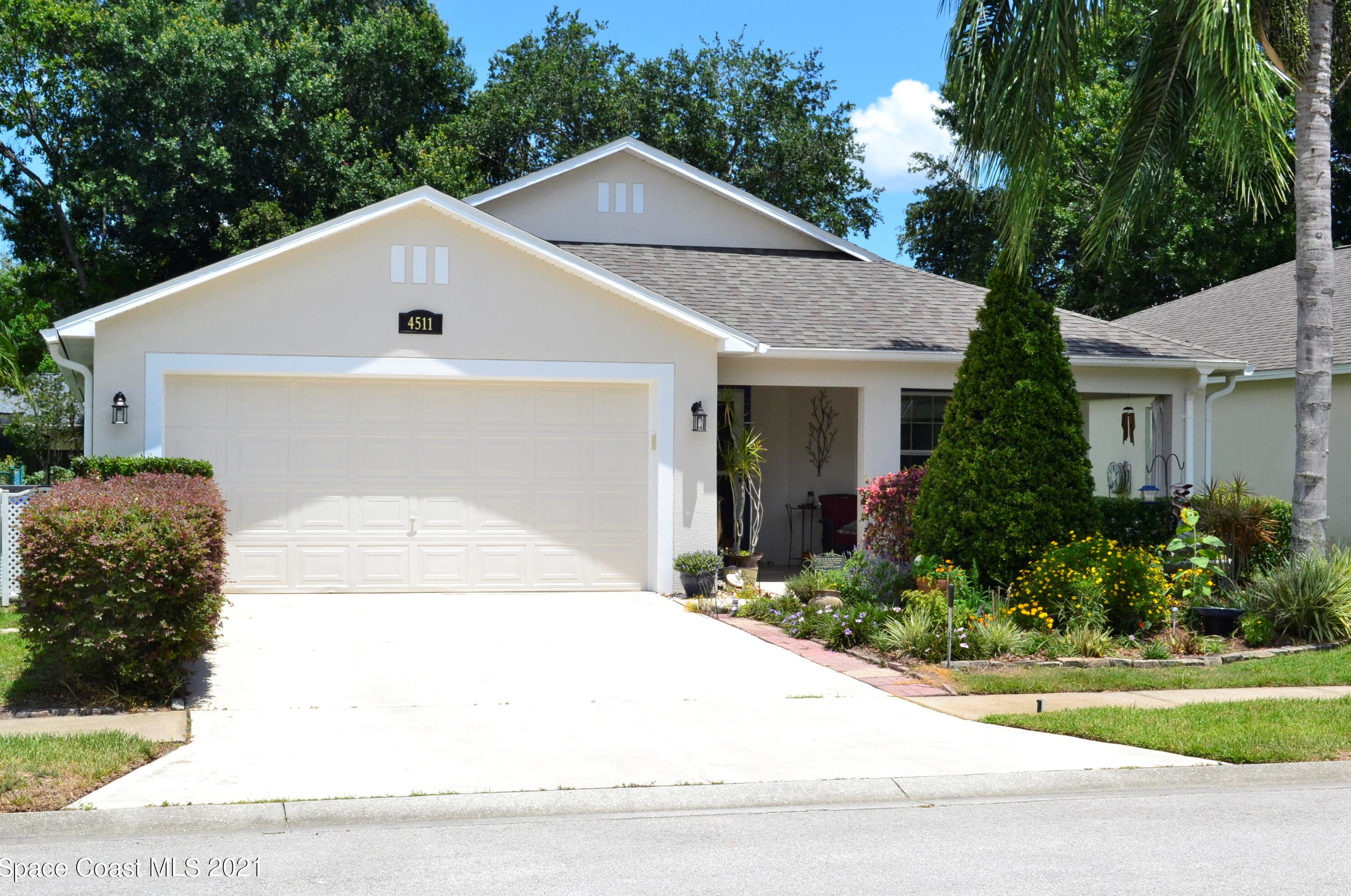 4511 Derbyshire Dr, Titusville, FL 32780