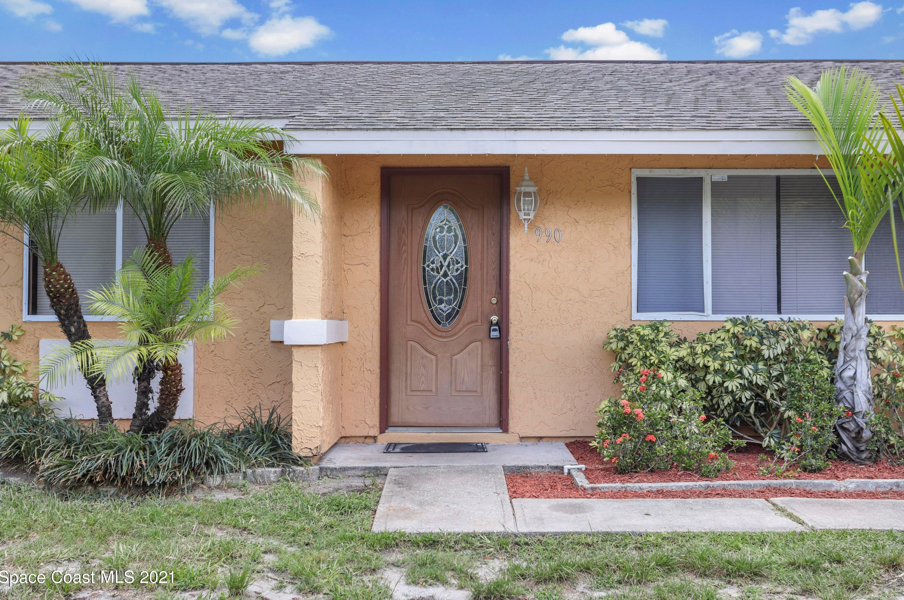 990 Culpepper Ave, Melbourne, FL 32909-5139
