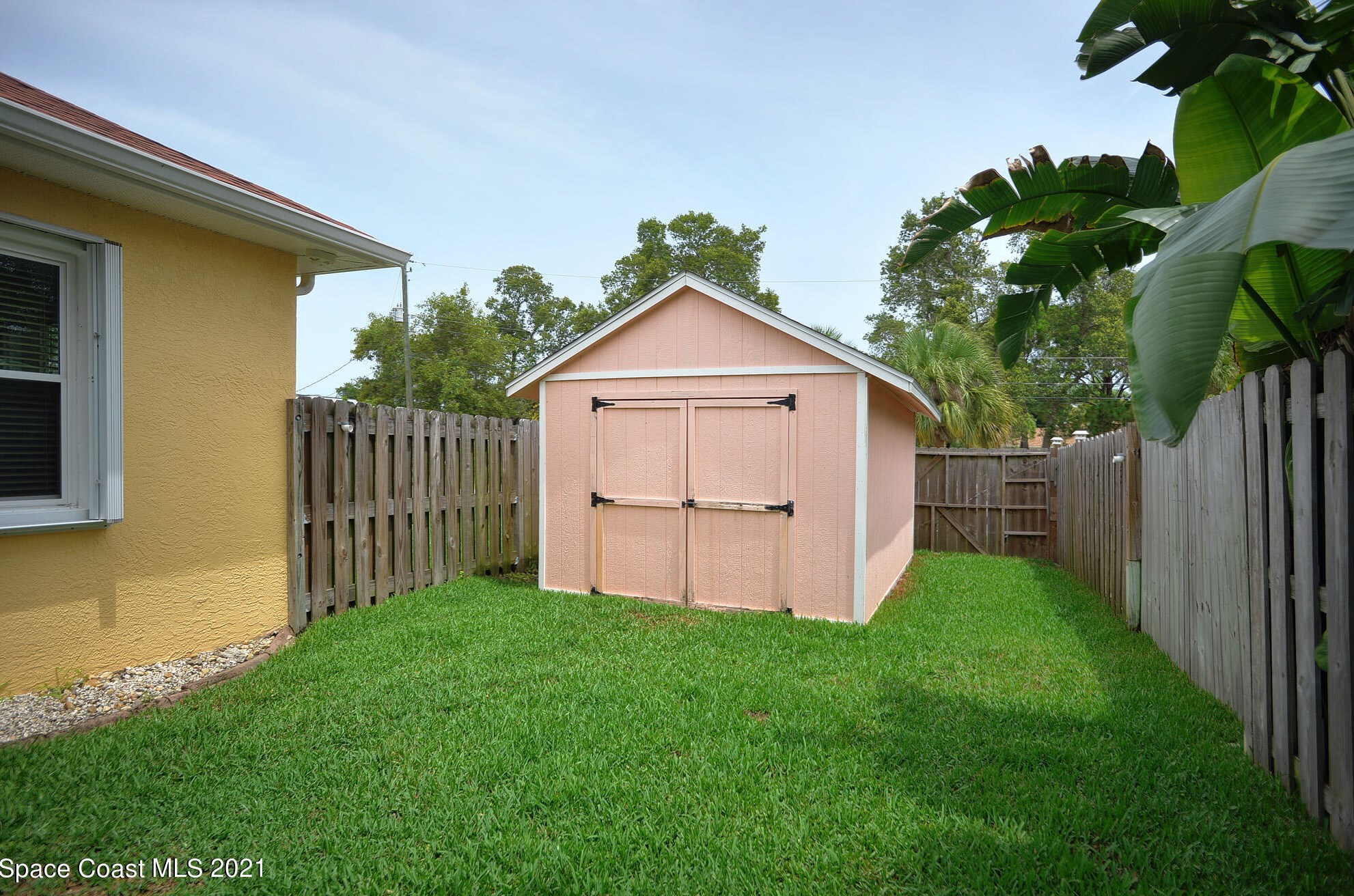 2000 Misty Harbor Pl, Merritt Island FL  32952-2803 exterior