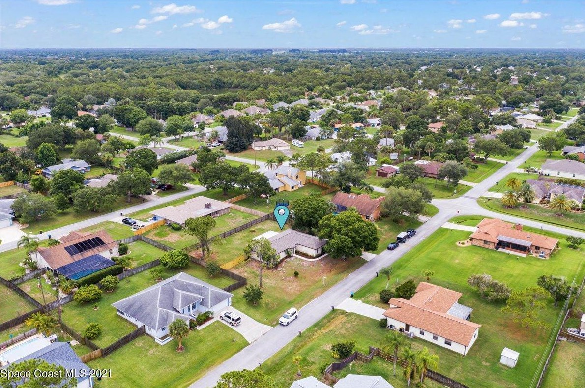1041 Mina Ave, Melbourne, FL 32907-1420