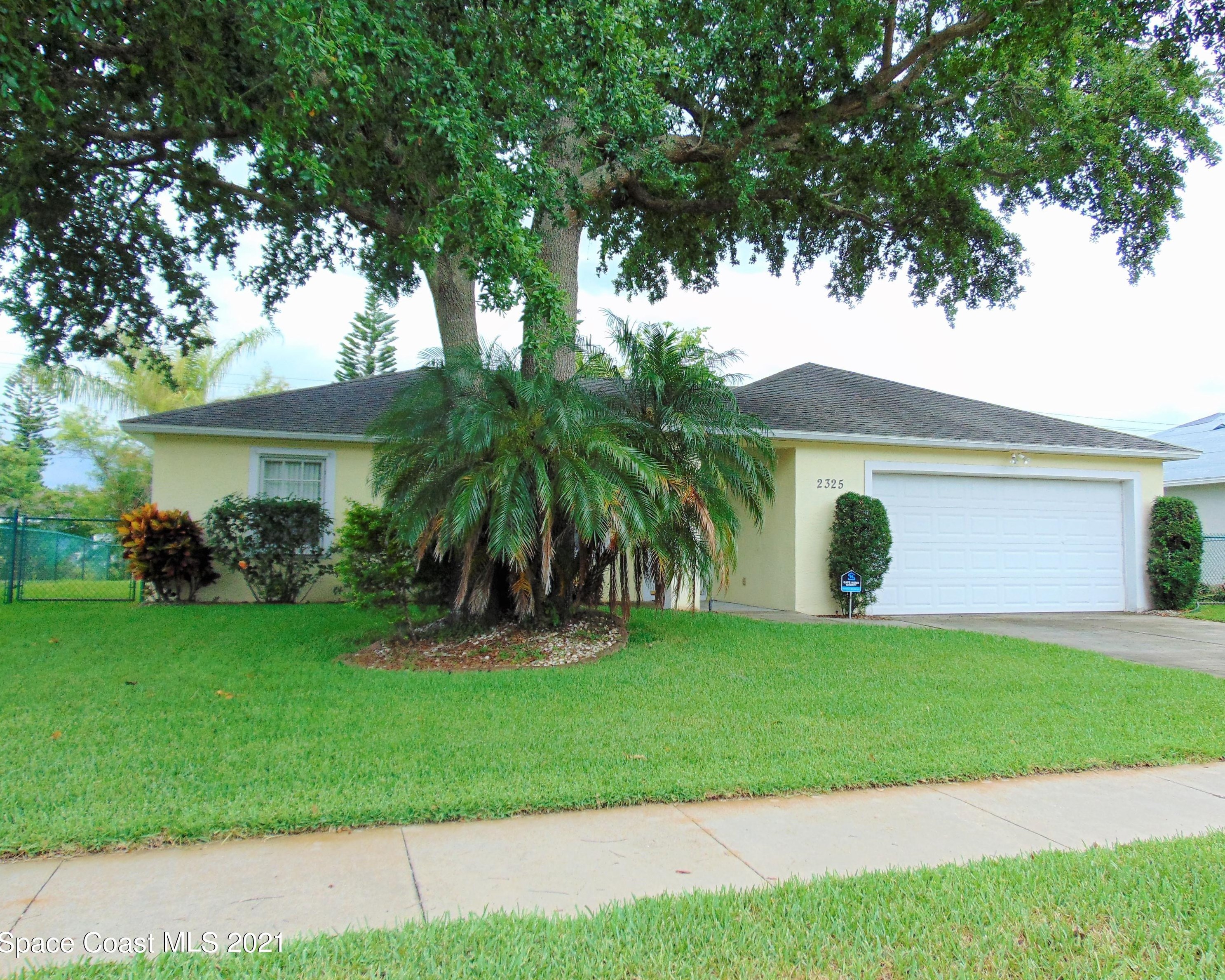 2325 Maryland Ave, Titusville, FL 32796