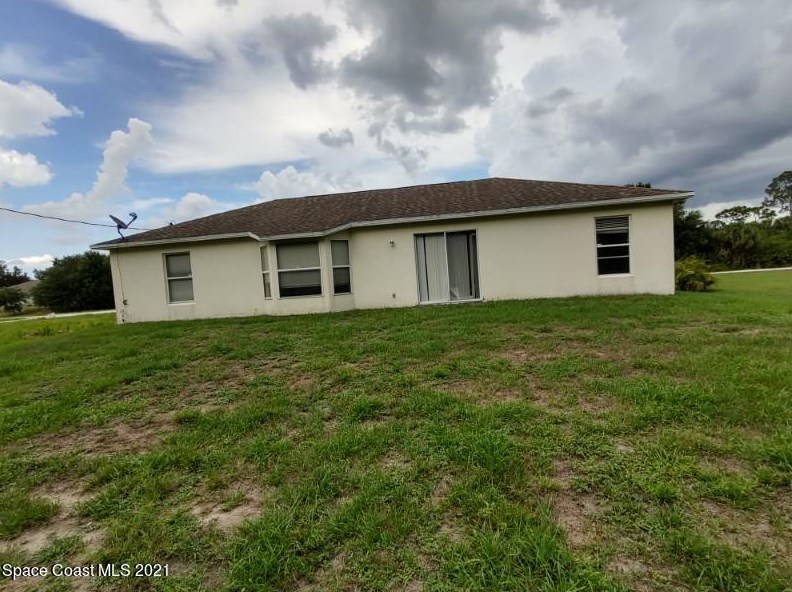 9175 102nd Ave, Vero Beach, FL 32967