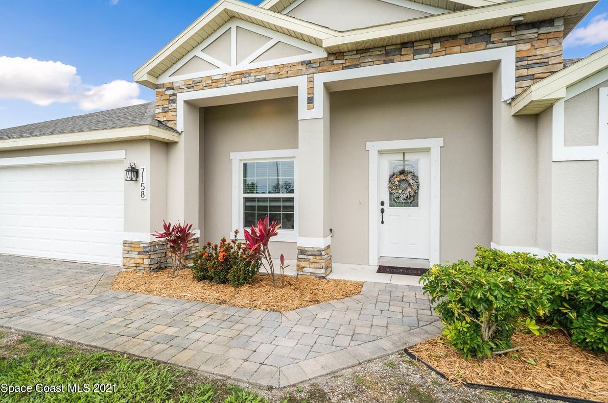 7158 Preserve Pointe Dr, Merritt Island, FL 32953