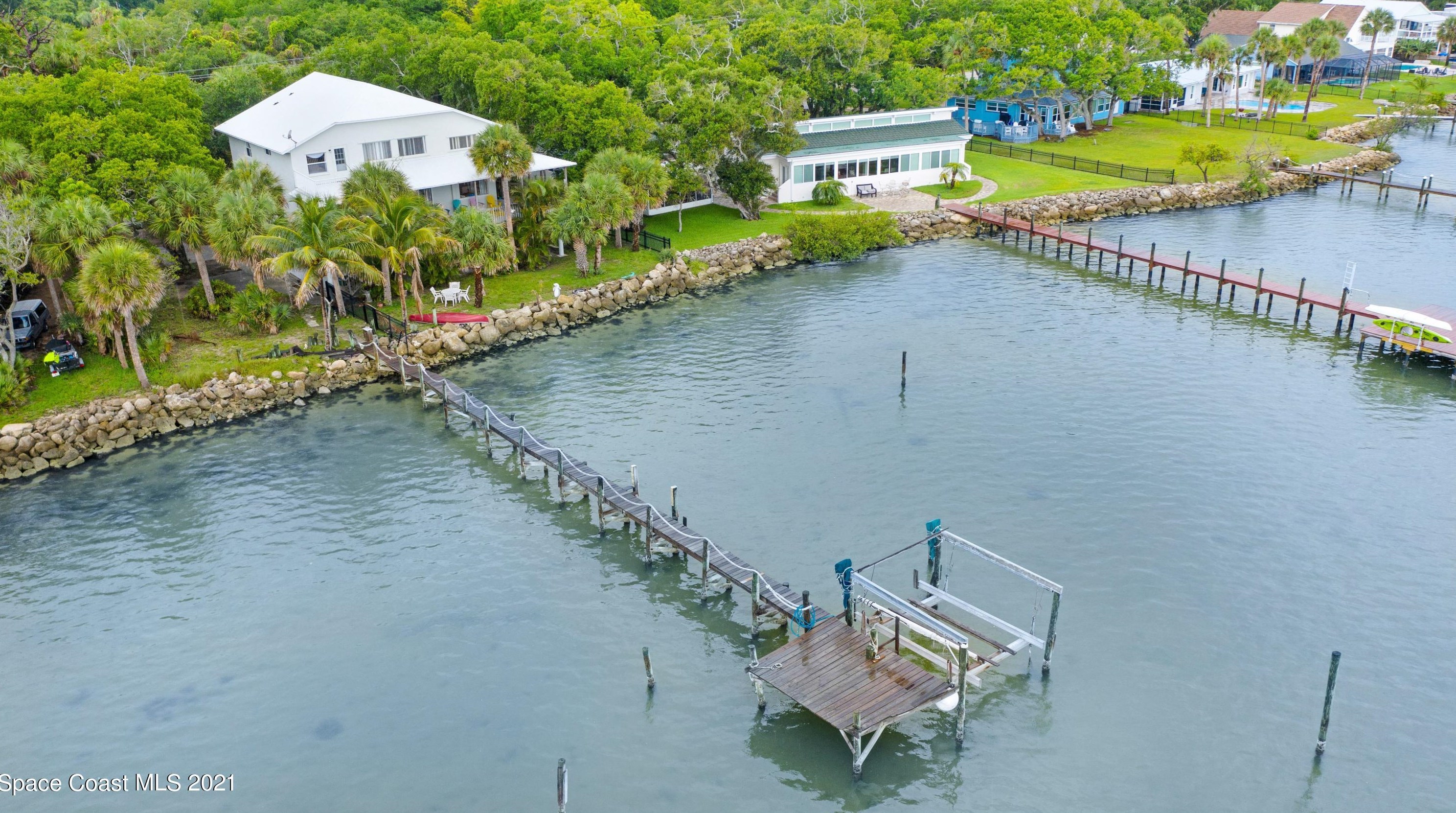 830 S Banana River Dr, Merritt Island, FL 32952