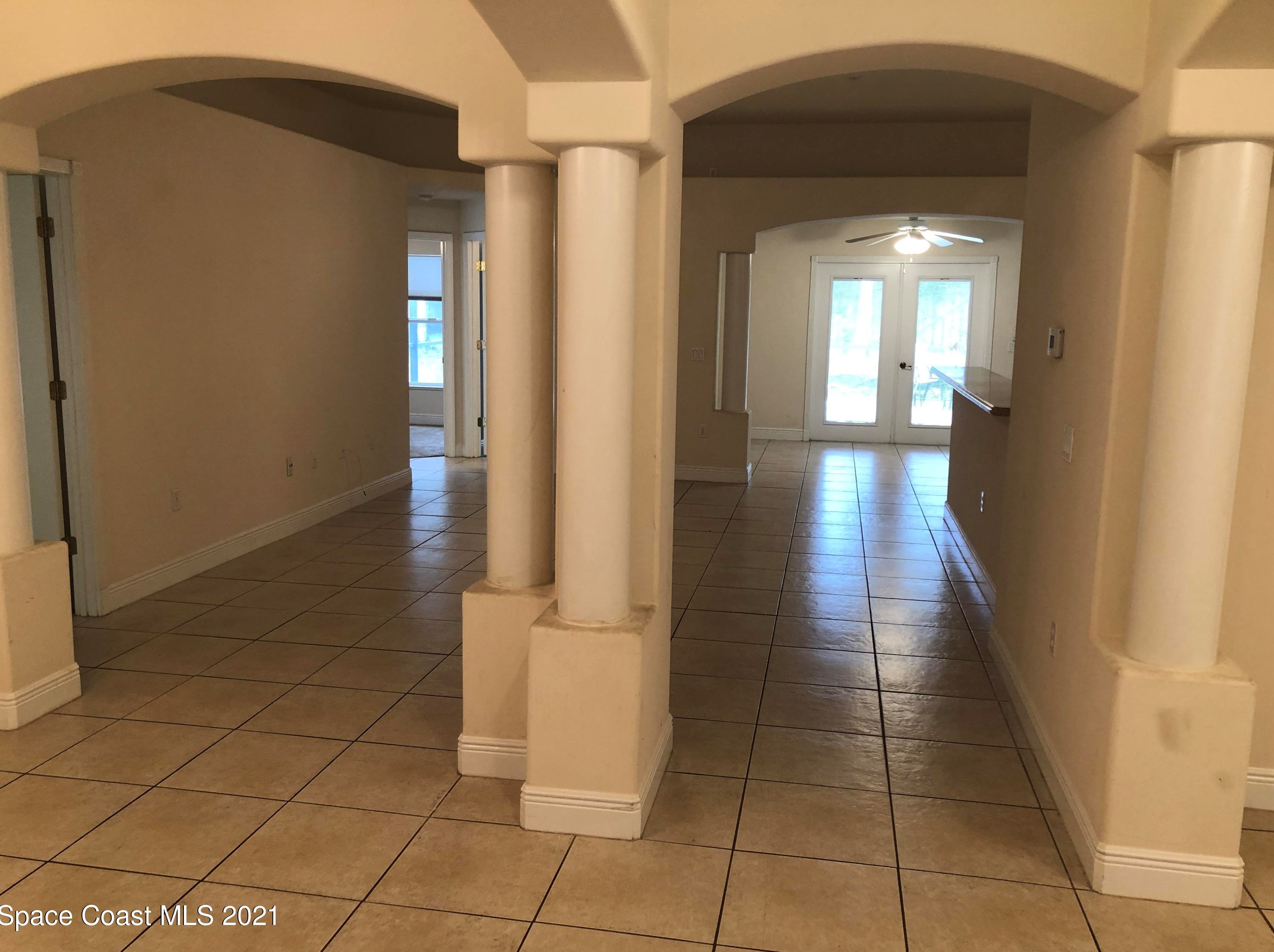 4169 Rolling Hill Dr, Titusville, FL 32796