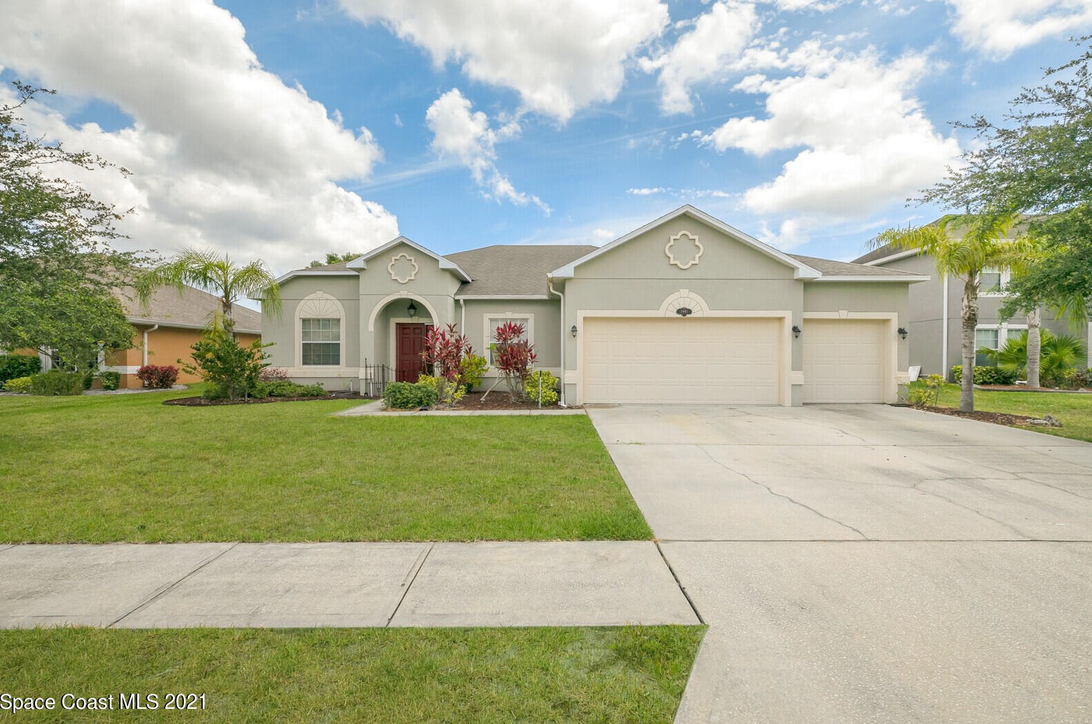 3403 Dione St, Melbourne, FL 32904-7584