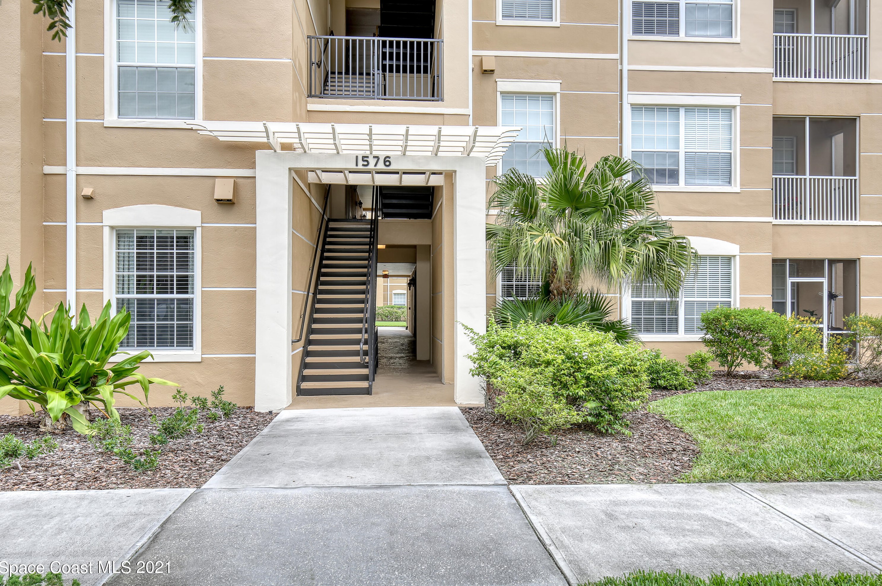 1576 Peregrine Cir #105, Viera, FL 32955