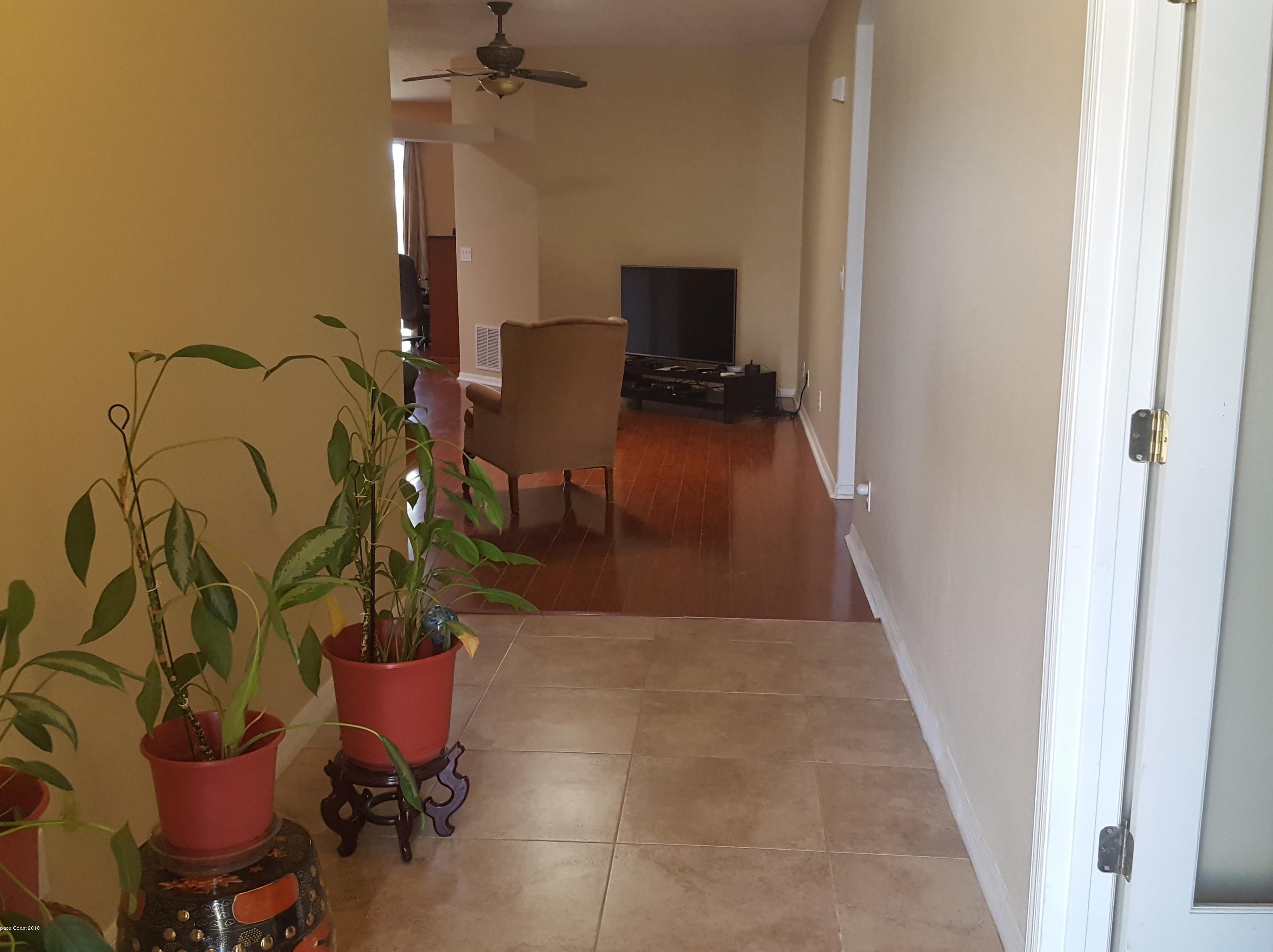2088 Maeve Cir, Melbourne, FL 32904-7356
