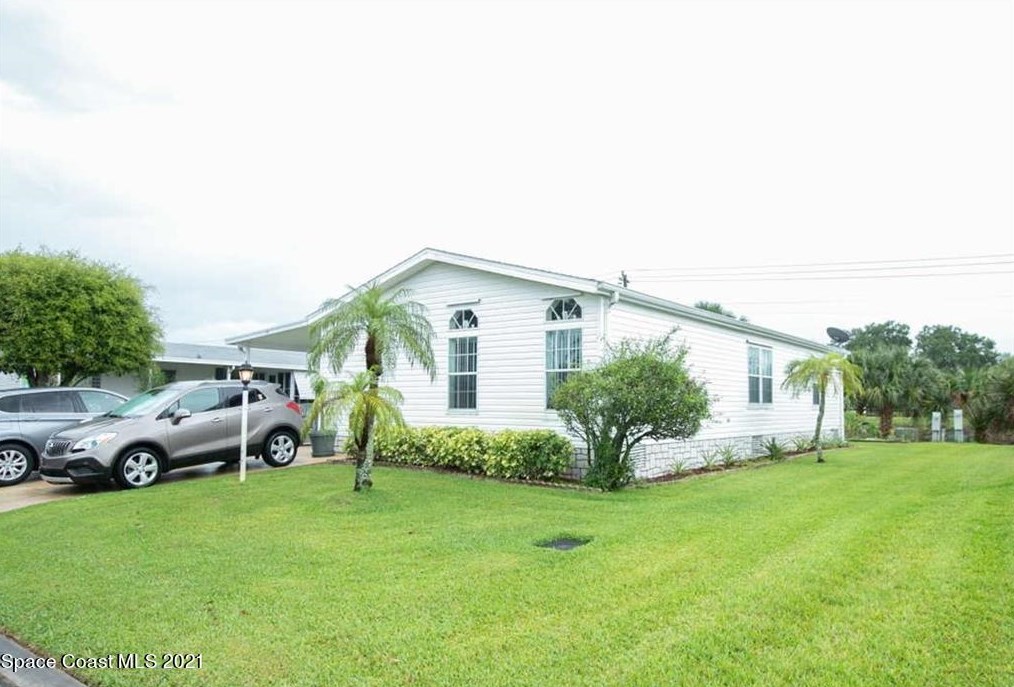 949 Wren Cir, Sebastian, FL 32976